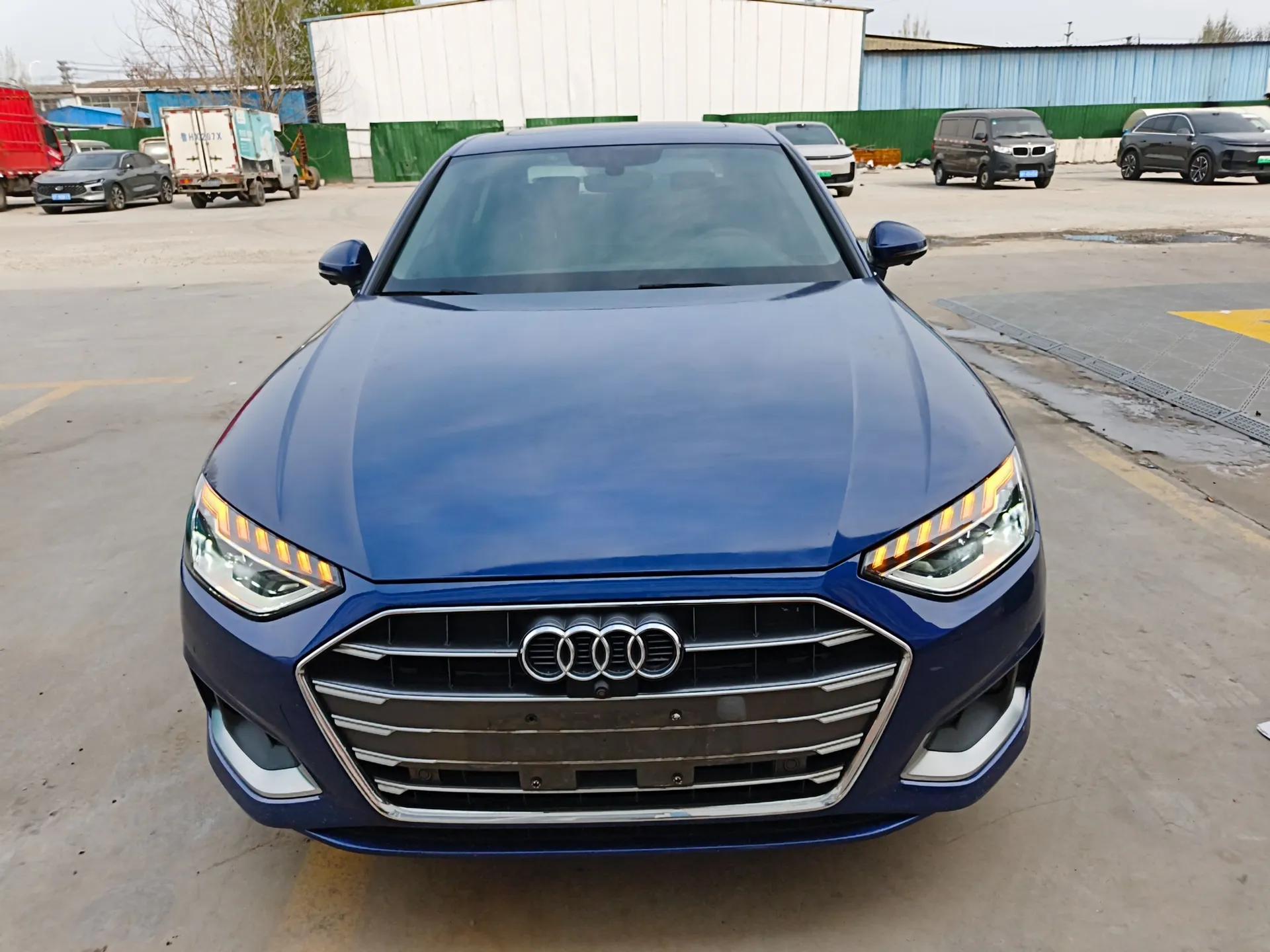 Audi A4L 2020 40 TFSI Fashionable and Elegant Model — миниатюра 2