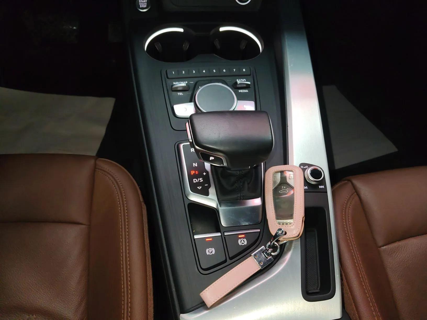 Audi A4L 2019 40 TFSI Fashion Edition China VI Emission Standard — миниатюра 17
