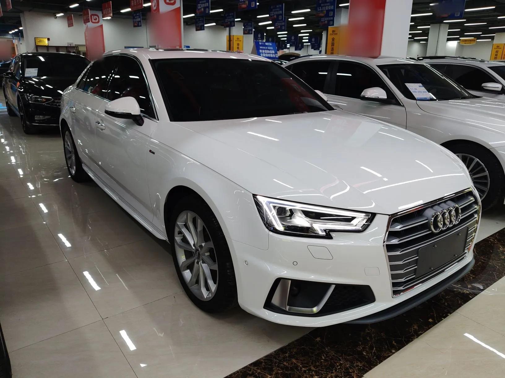 Audi A4L 2019 40 TFSI Fashion Edition China VI Emission Standard — миниатюра 3