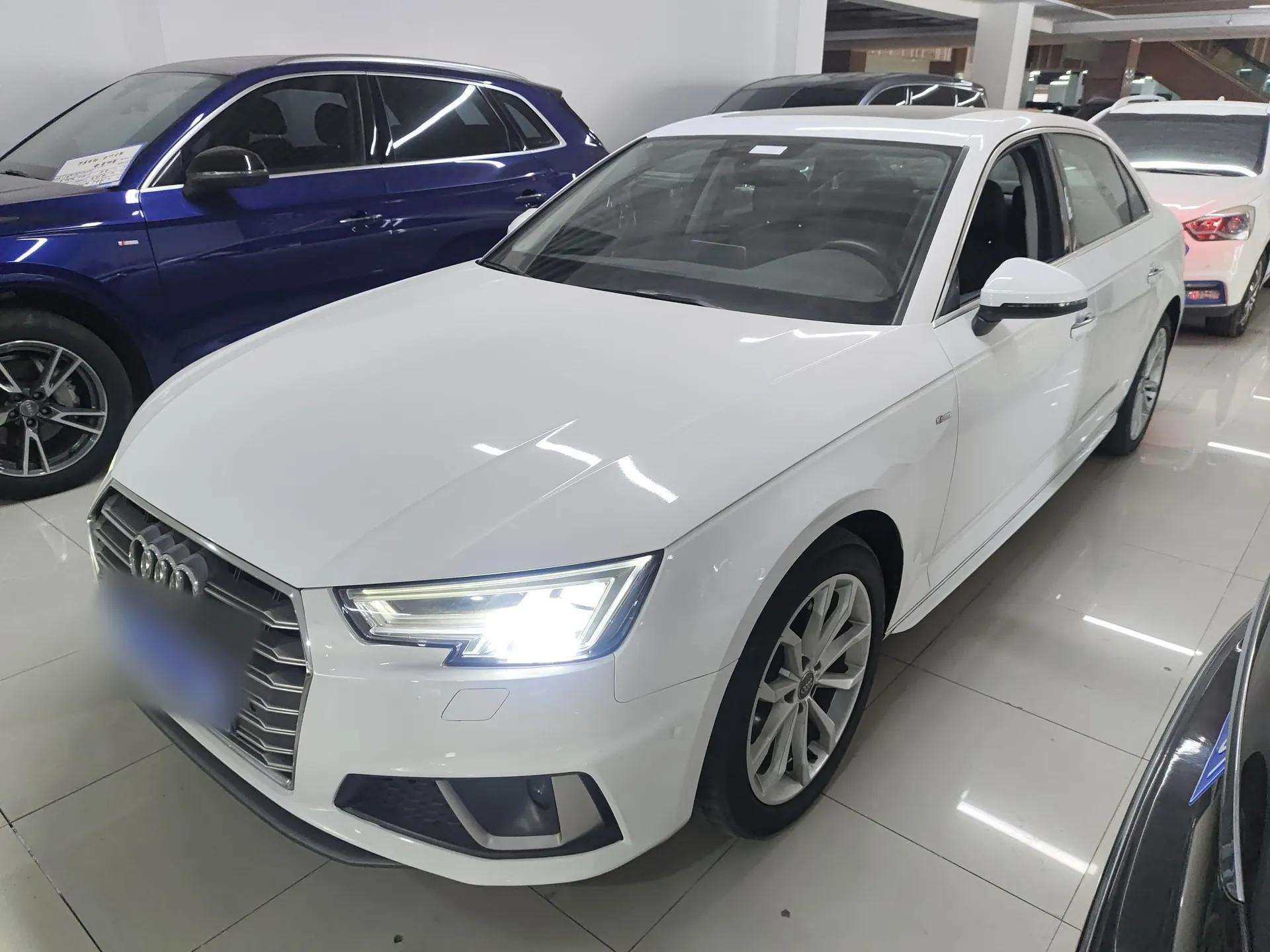 Audi A4L 2019 40 TFSI Fashion Edition China VI Emission Standard — миниатюра 1