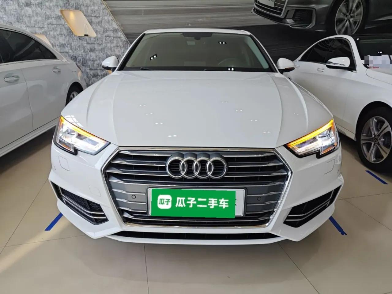 Audi A4L 2018 30th Anniversary Edition 40 TFSI Sport Edition — миниатюра 2