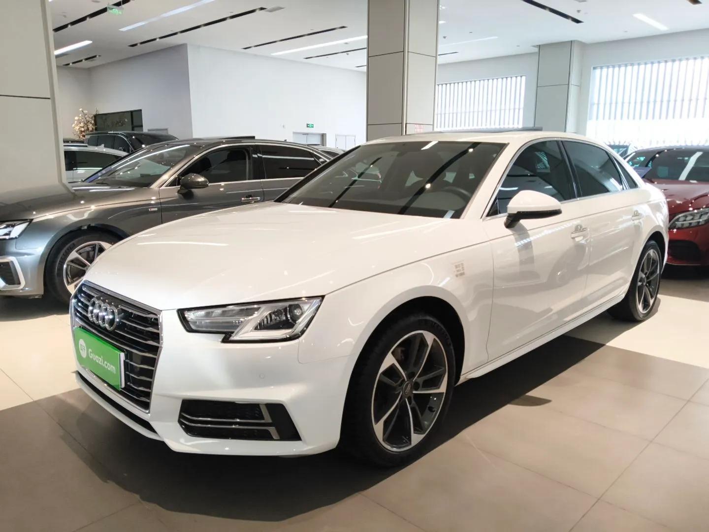 Audi A4L 2019 40 TFSI Ambition China VI — миниатюра 1