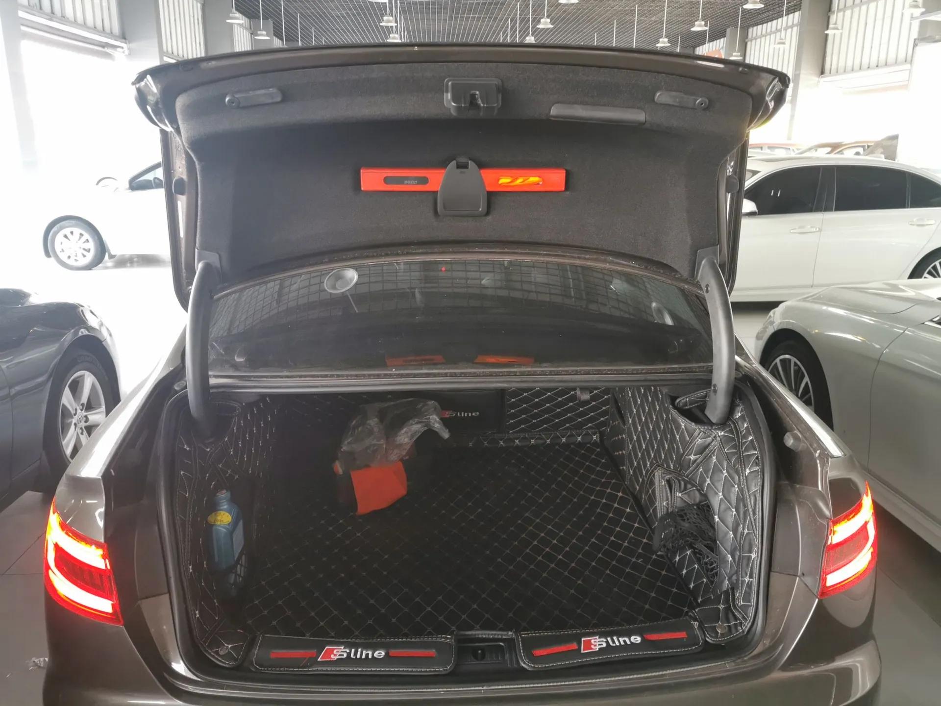 Audi A4L 2019 40 TFSI Fashion Edition China VI Emission Standard — миниатюра 22