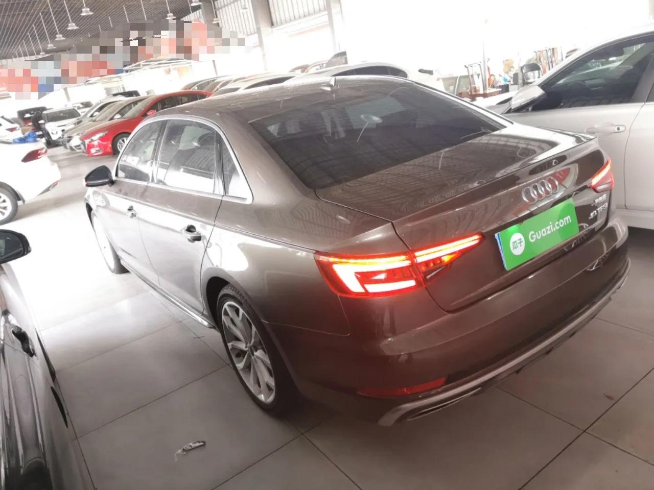 Audi A4L 2019 40 TFSI Fashion Edition China VI Emission Standard — миниатюра 4