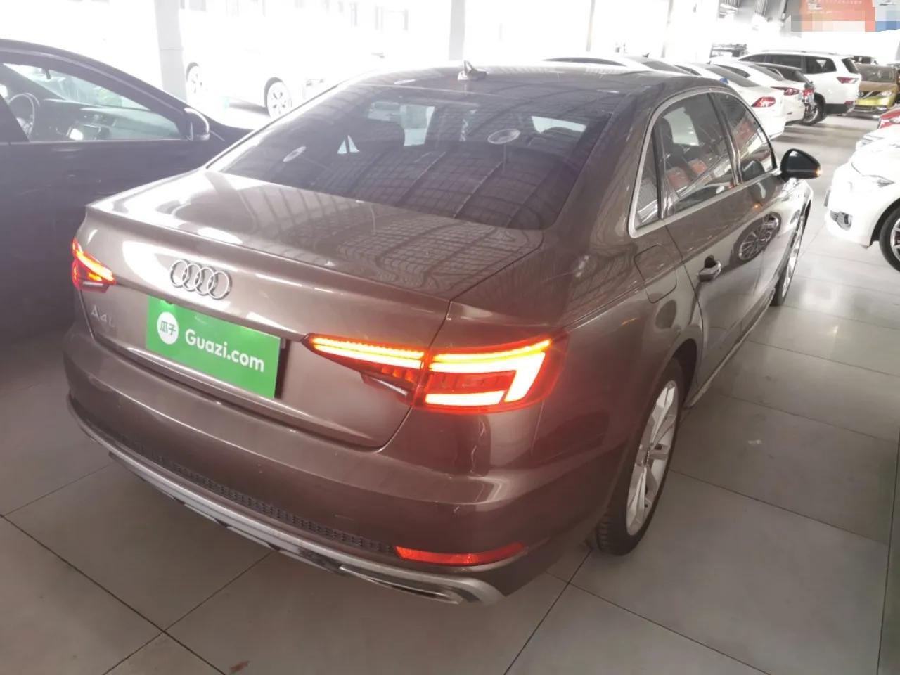 Audi A4L 2019 40 TFSI Fashion Edition China VI Emission Standard — миниатюра 6