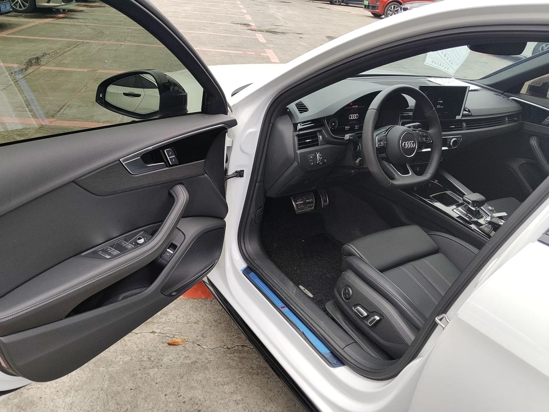 Audi A4L 2024 40 TFSI Luxury Dynamic Edition — миниатюра 18