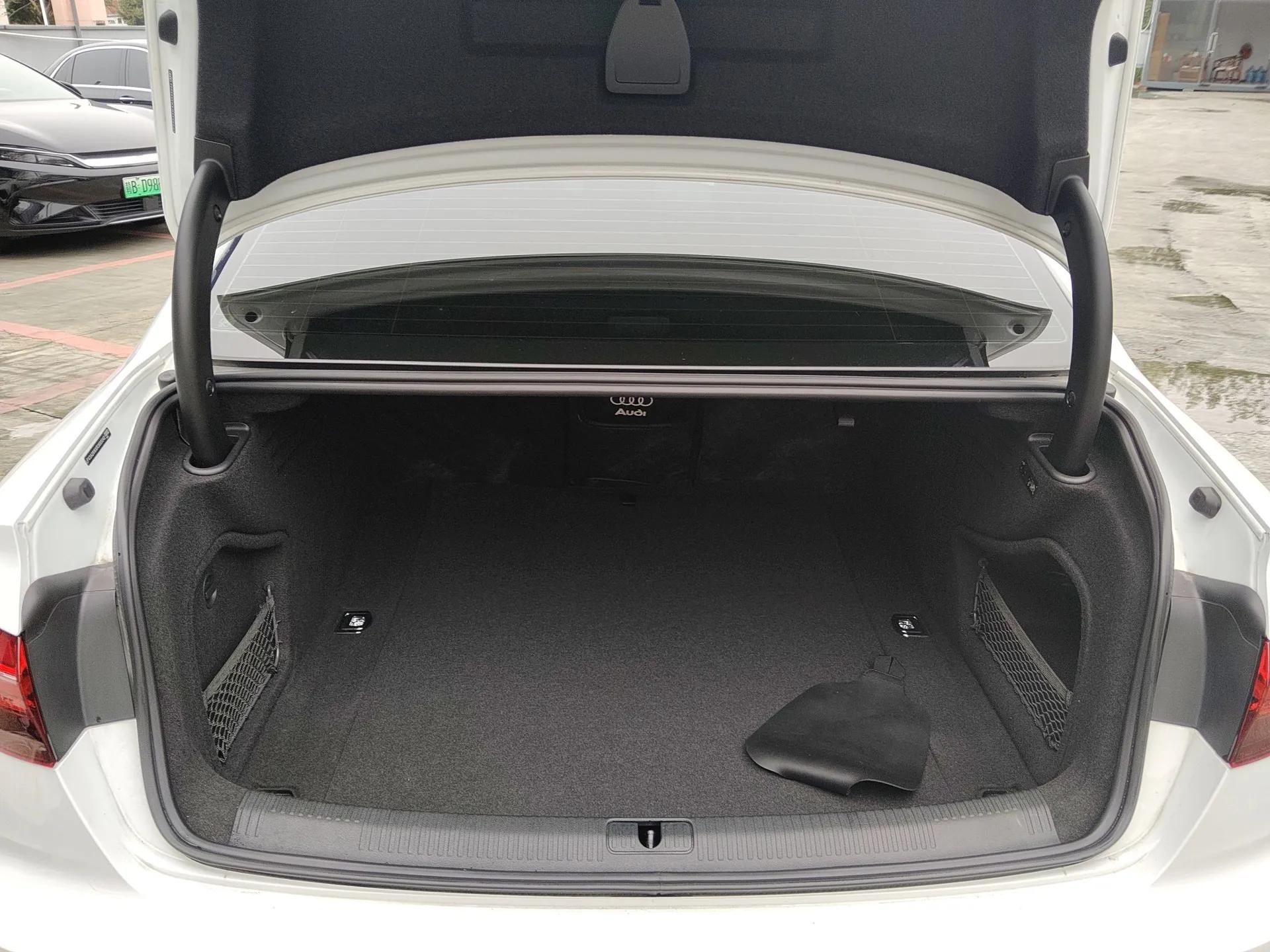 Audi A4L 2024 40 TFSI Luxury Dynamic Edition — миниатюра 21