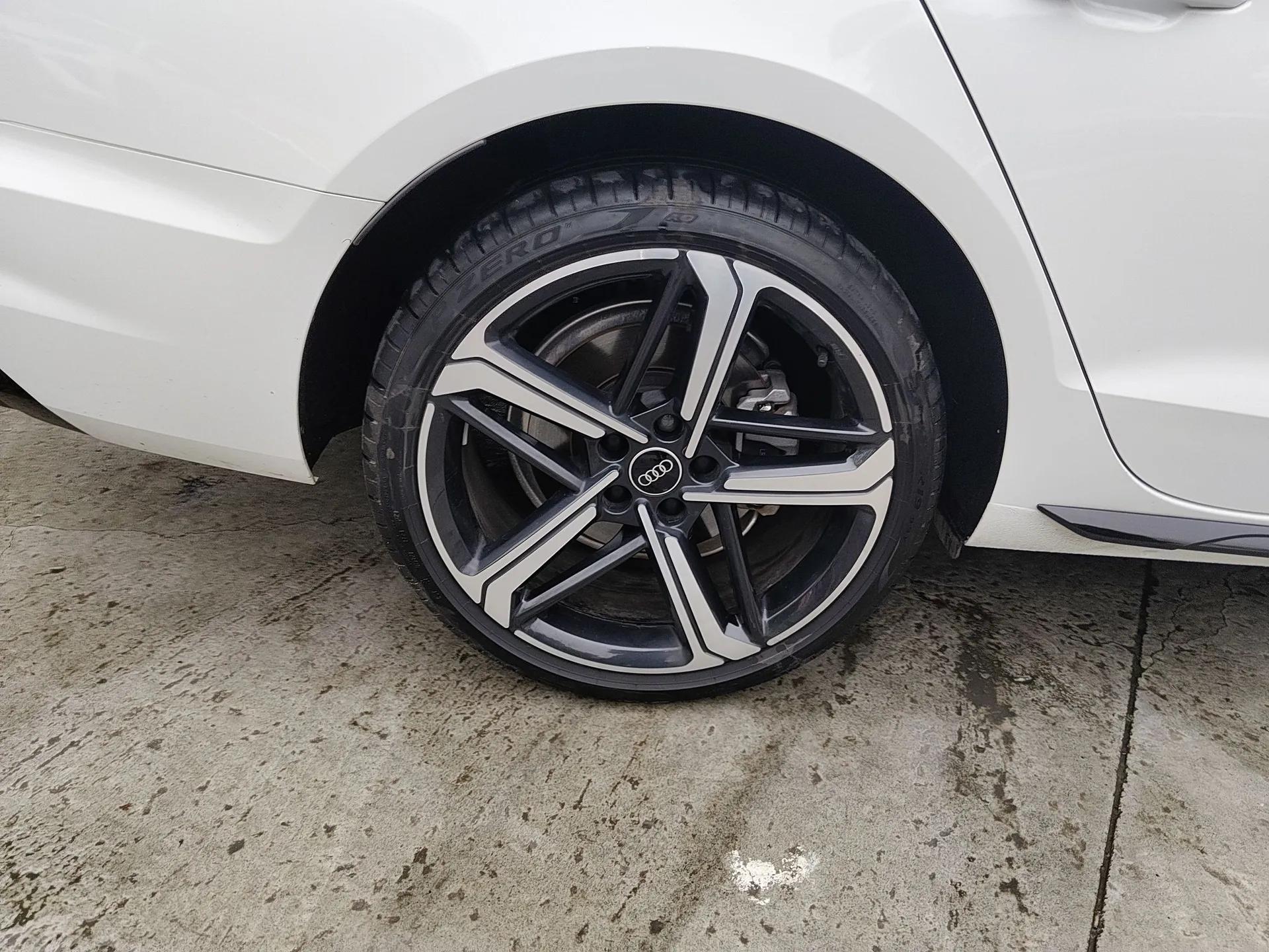 Audi A4L 2024 40 TFSI Luxury Dynamic Edition — миниатюра 10