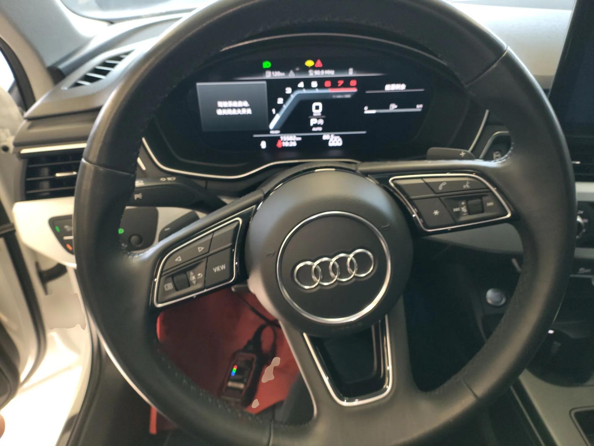 Audi A4L 2022 40 TFSI Fashion Dynamic Model — миниатюра 13