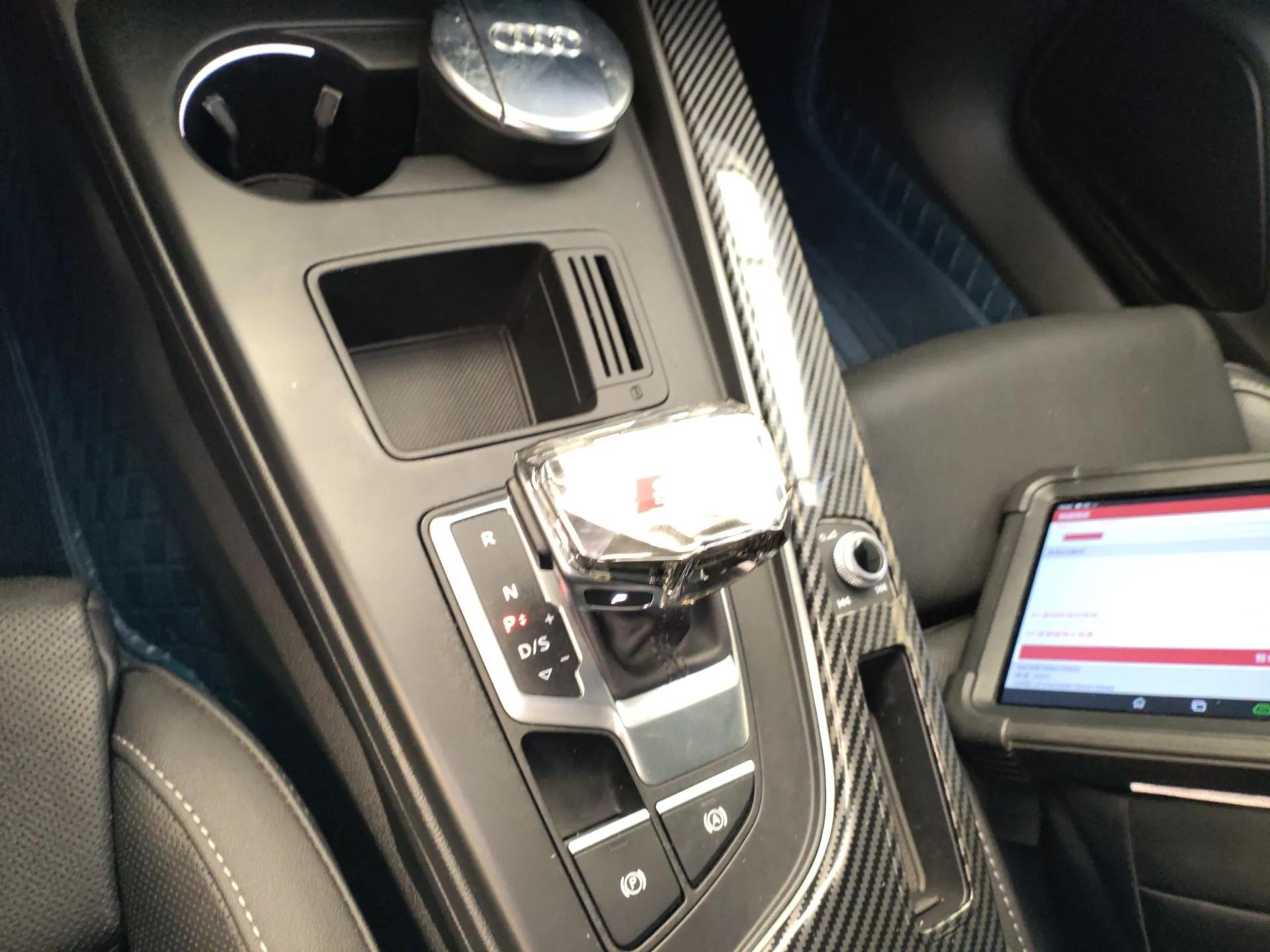 Audi A4L 2022 40 TFSI Fashion Dynamic Model — миниатюра 16