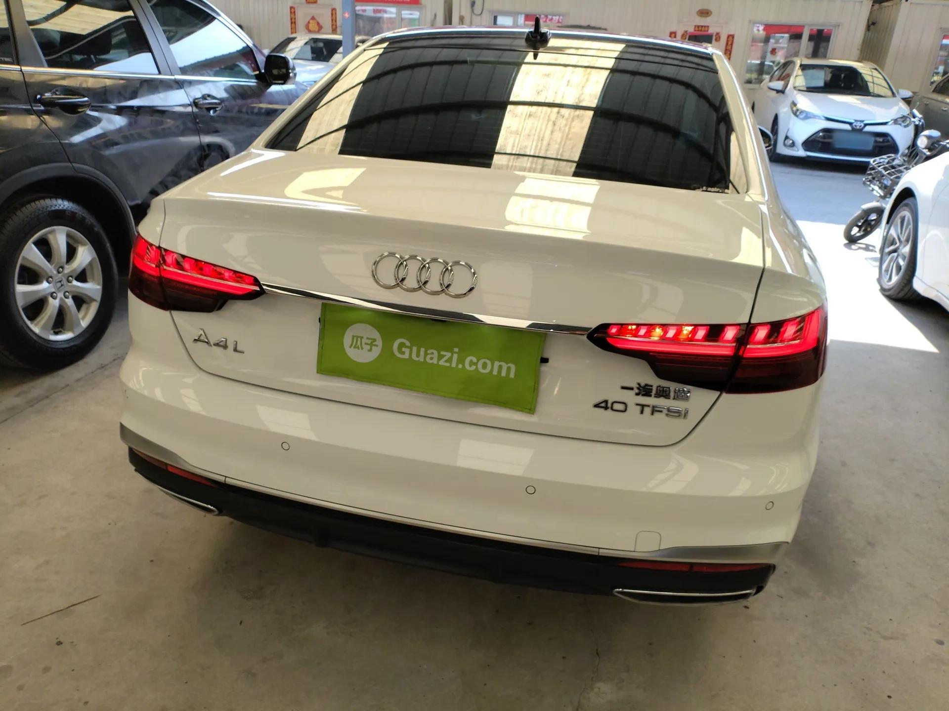 Audi A4L 2022 40 TFSI Fashion Dynamic Model — миниатюра 3