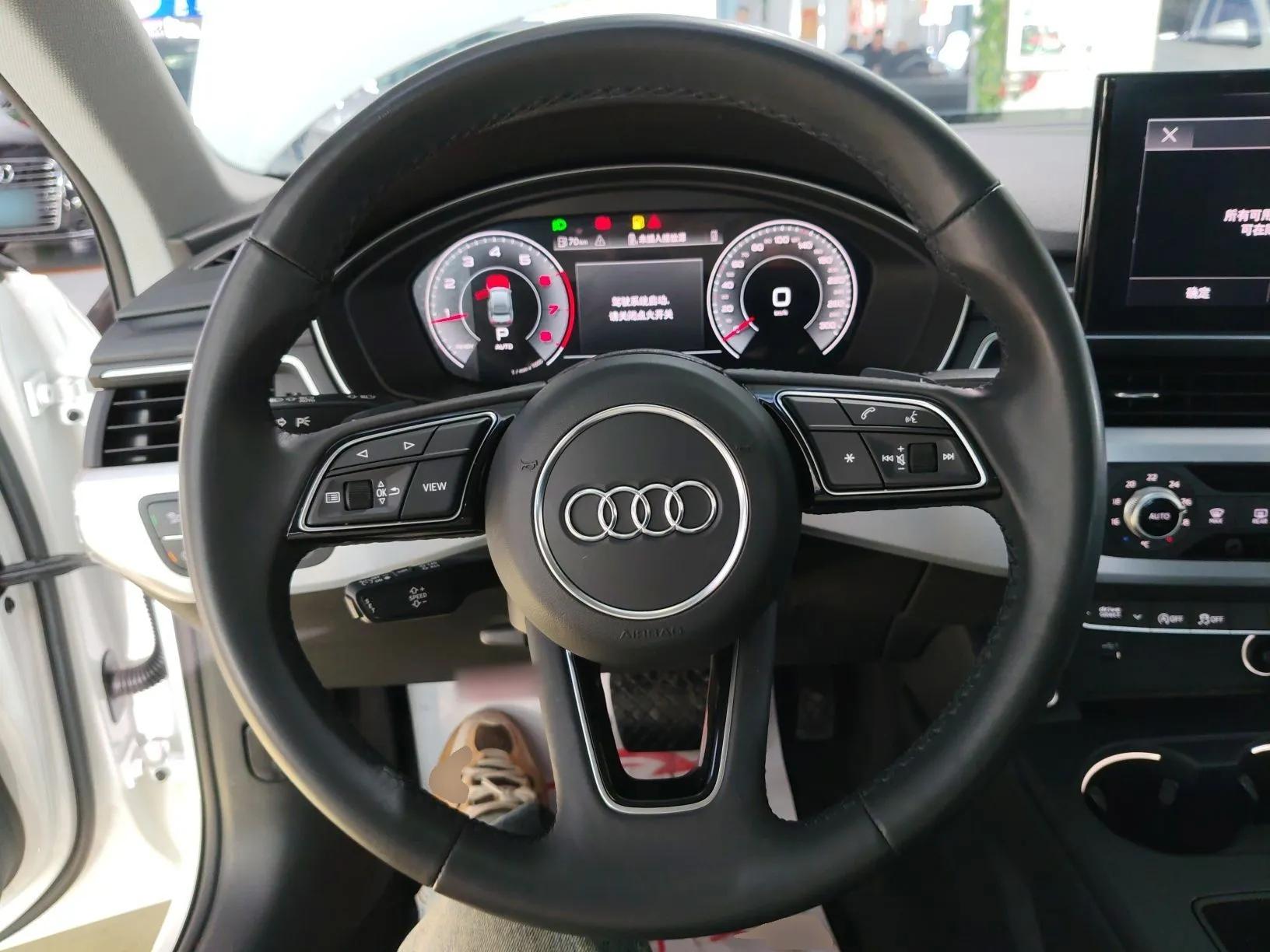 Audi A4L 2022 40 TFSI Fashion Dynamic Model — миниатюра 12