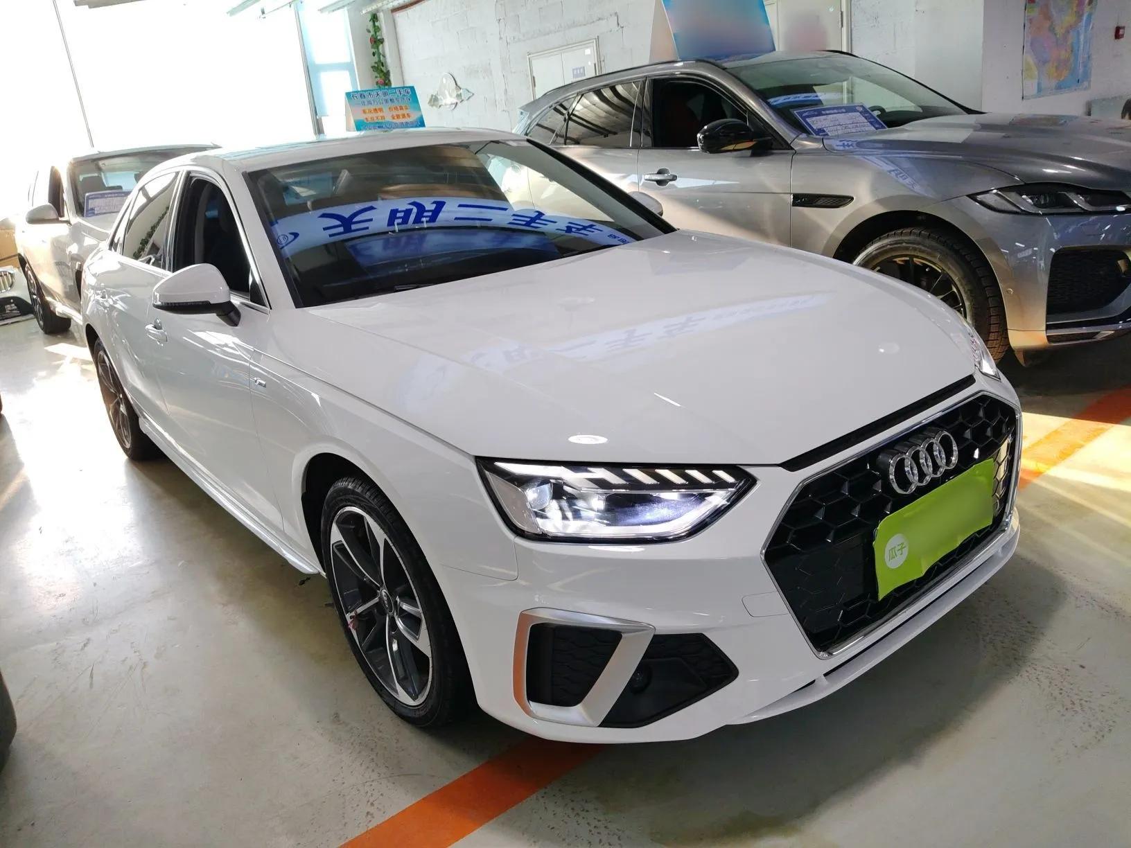Audi A4L 2022 40 TFSI Fashion Dynamic Model — миниатюра 4