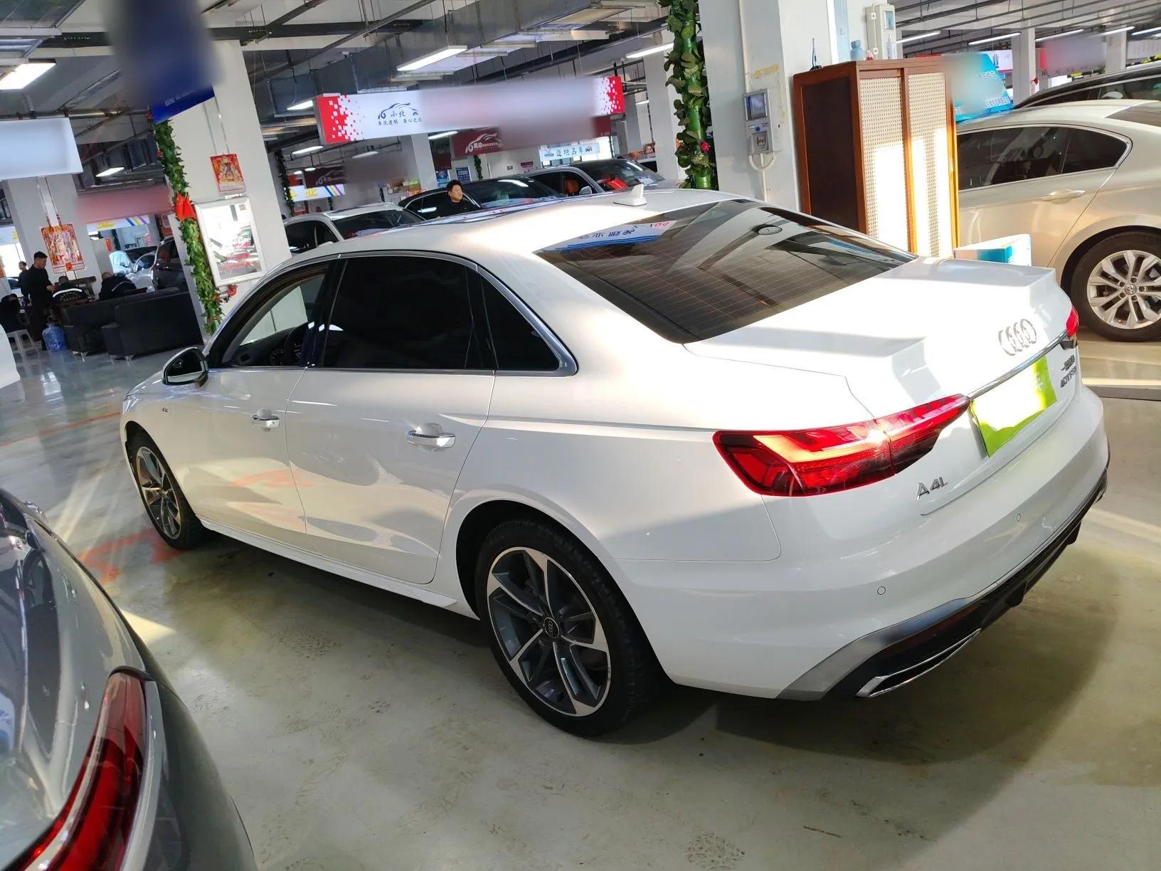 Audi A4L 2022 40 TFSI Fashion Dynamic Model — миниатюра 5