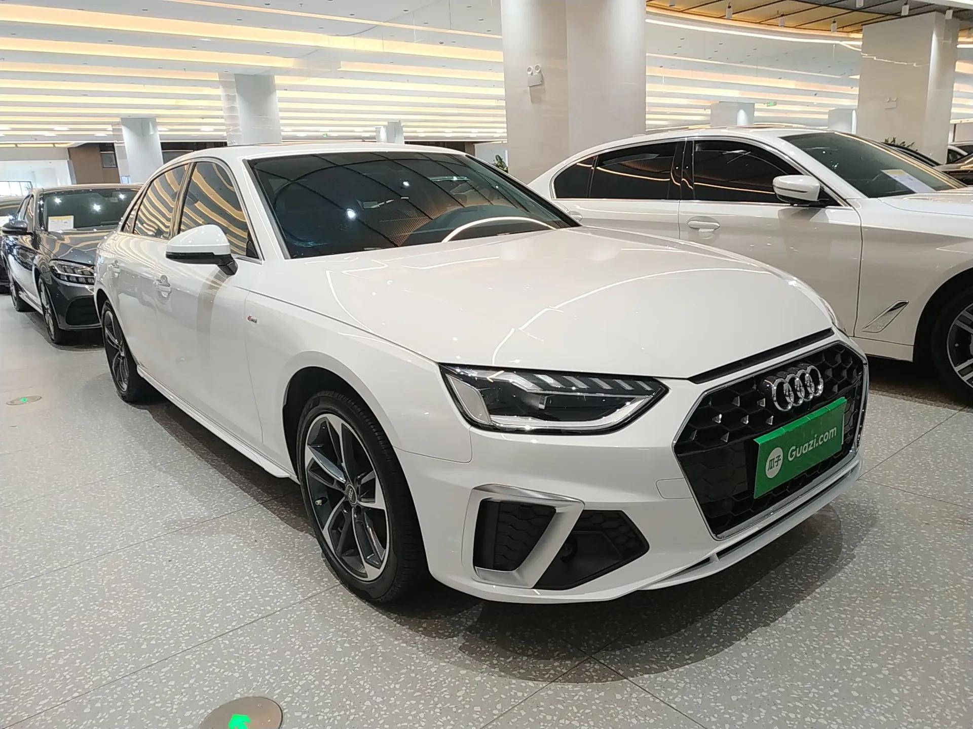 Audi A4L 2023 40 TFSI Fashion Dynamic Model — миниатюра 3
