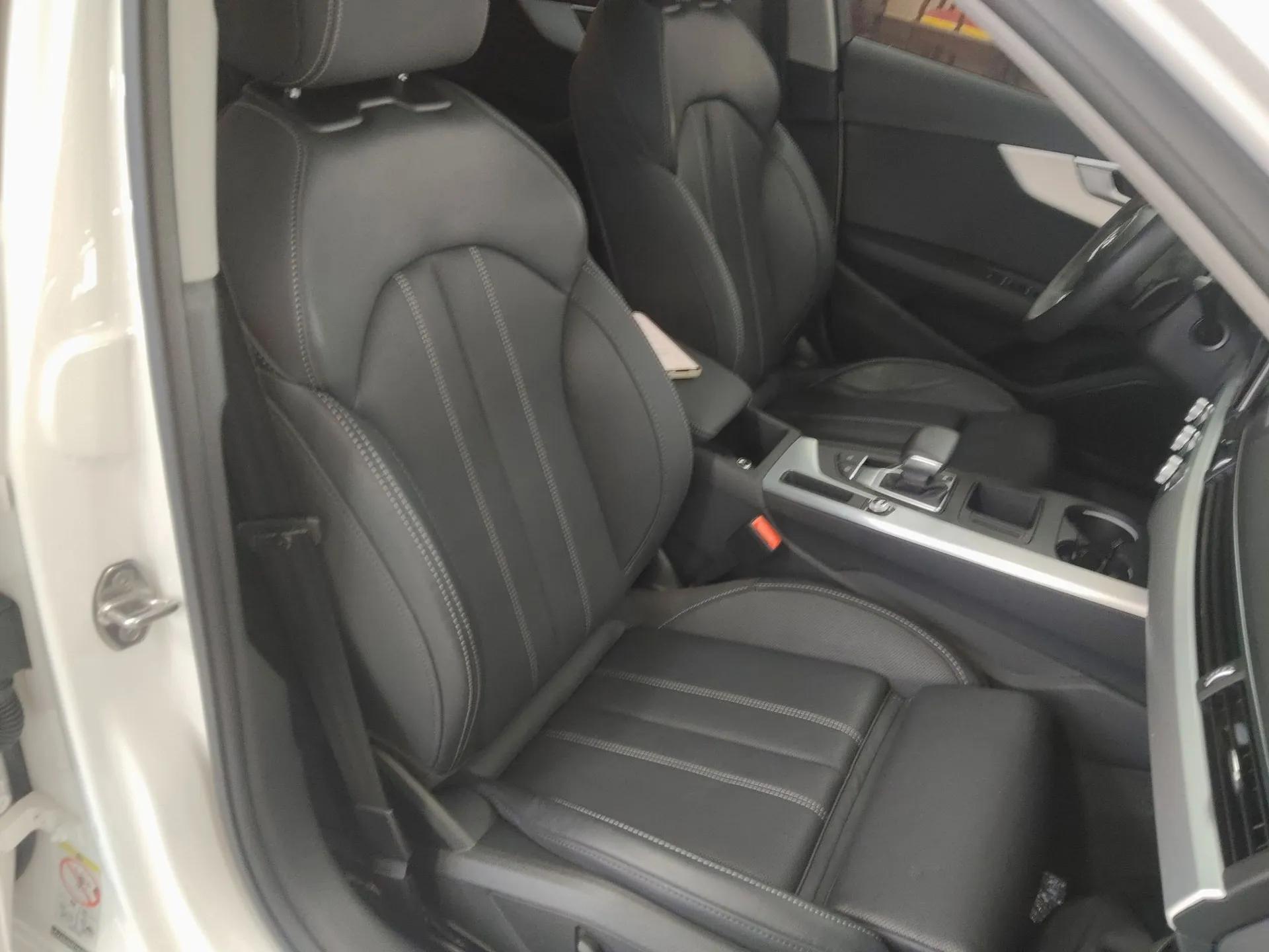 Audi A4L 2023 40 TFSI Fashion Dynamic Model — миниатюра 23