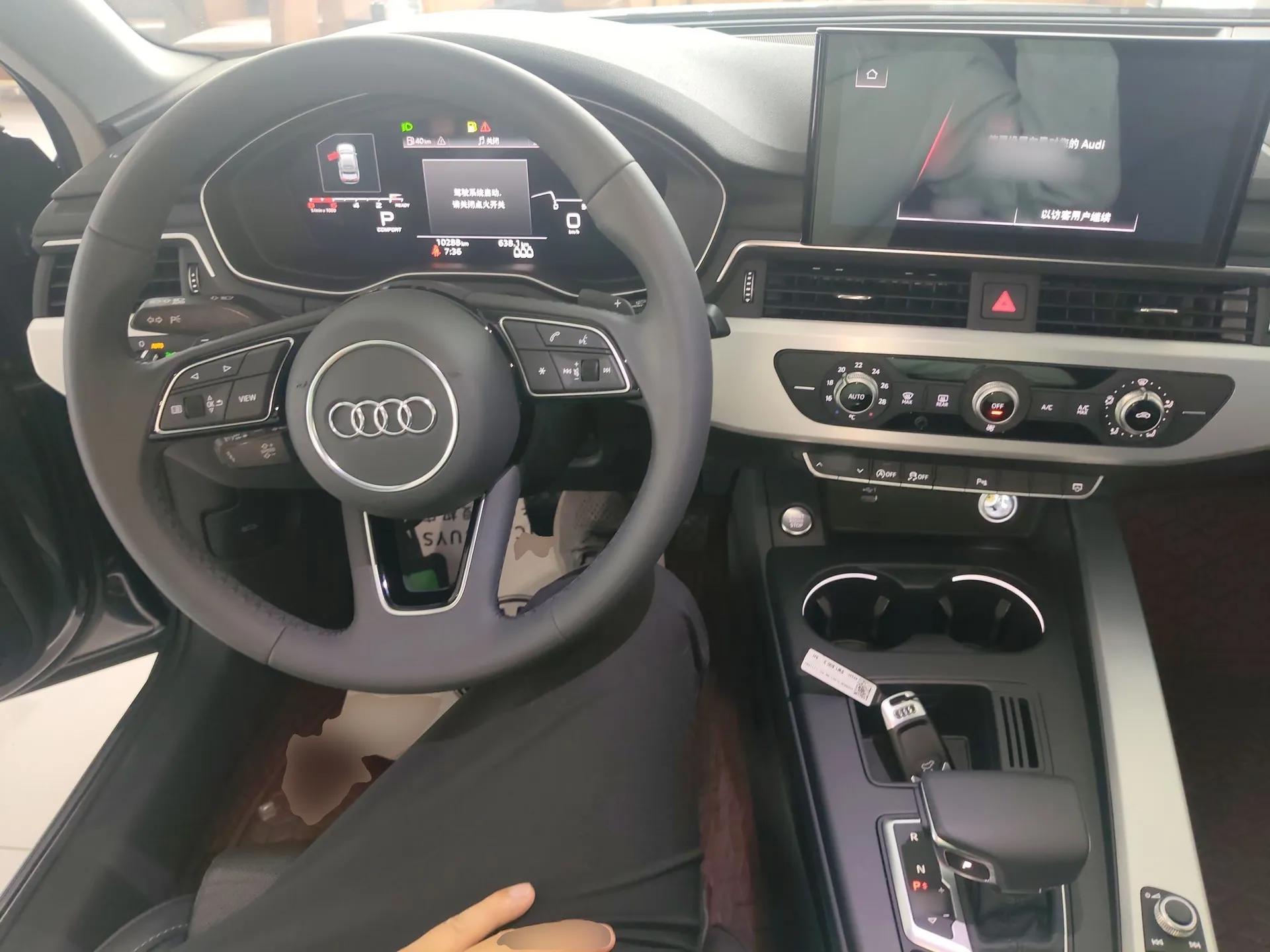 Audi A4L 2022 40 TFSI Fashion Dynamic Model — миниатюра 13