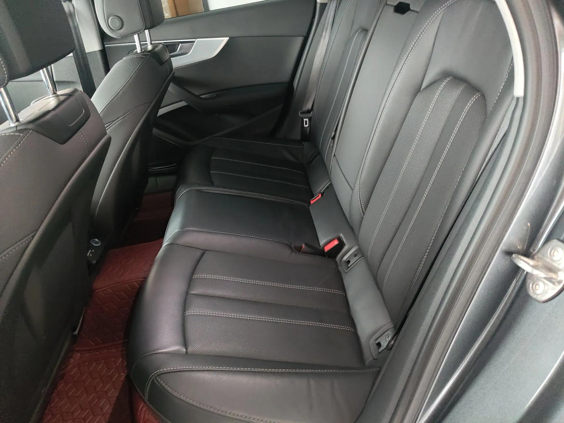 Audi A4L 2022 40 TFSI Fashion Dynamic Model — миниатюра 20