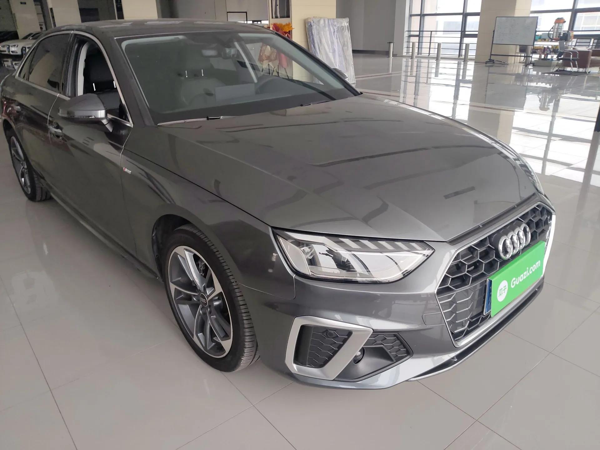 Audi A4L 2022 40 TFSI Fashion Dynamic Model — миниатюра 3