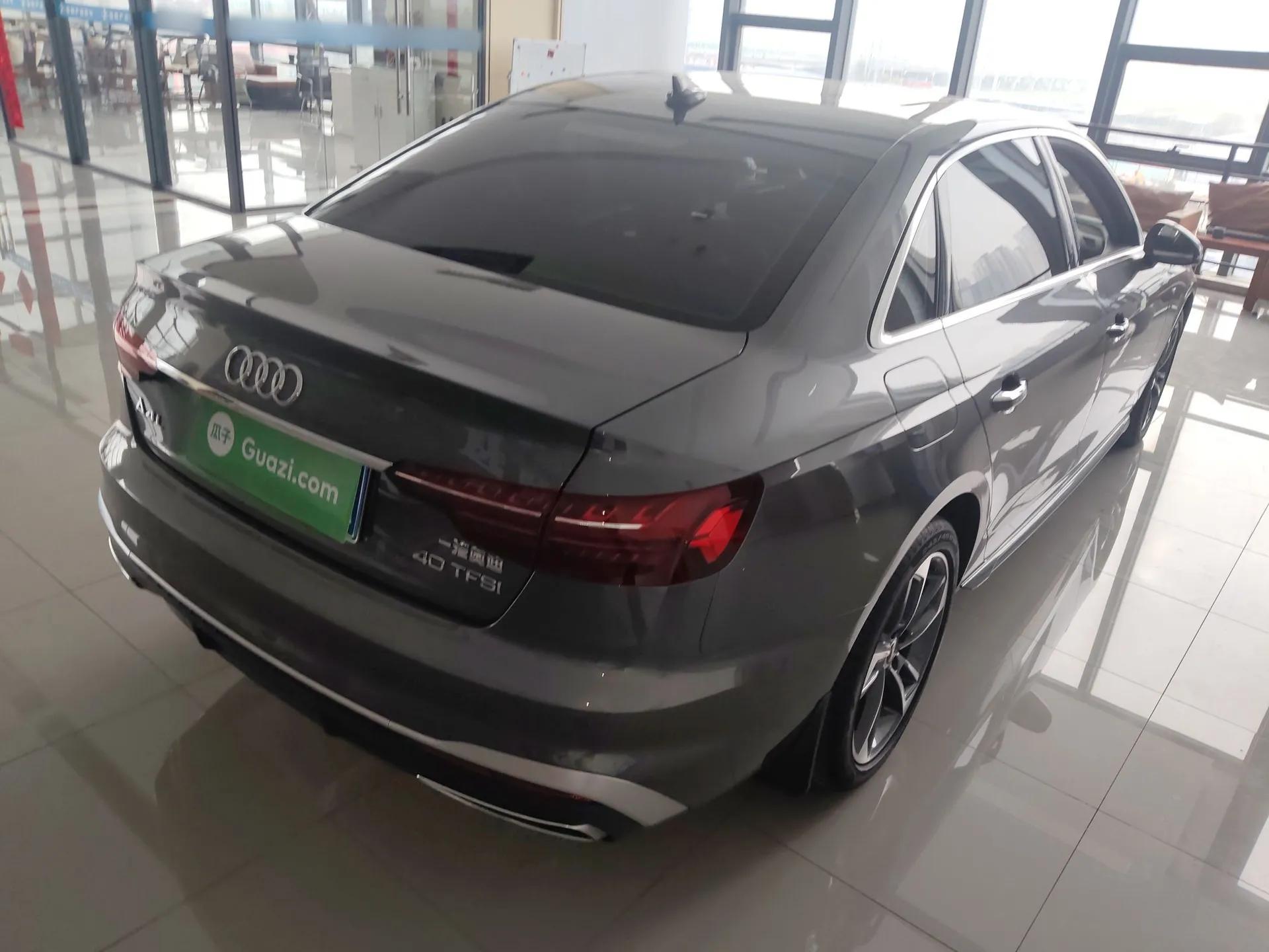 Audi A4L 2022 40 TFSI Fashion Dynamic Model — миниатюра 6