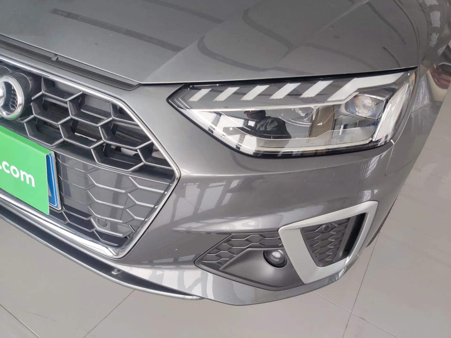 Audi A4L 2022 40 TFSI Fashion Dynamic Model — миниатюра 9
