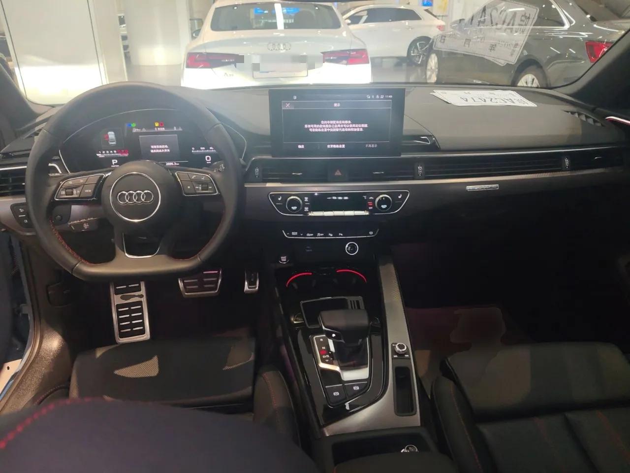 Audi A4L 2022 40 TFSI quattro RS Performance Package — миниатюра 13