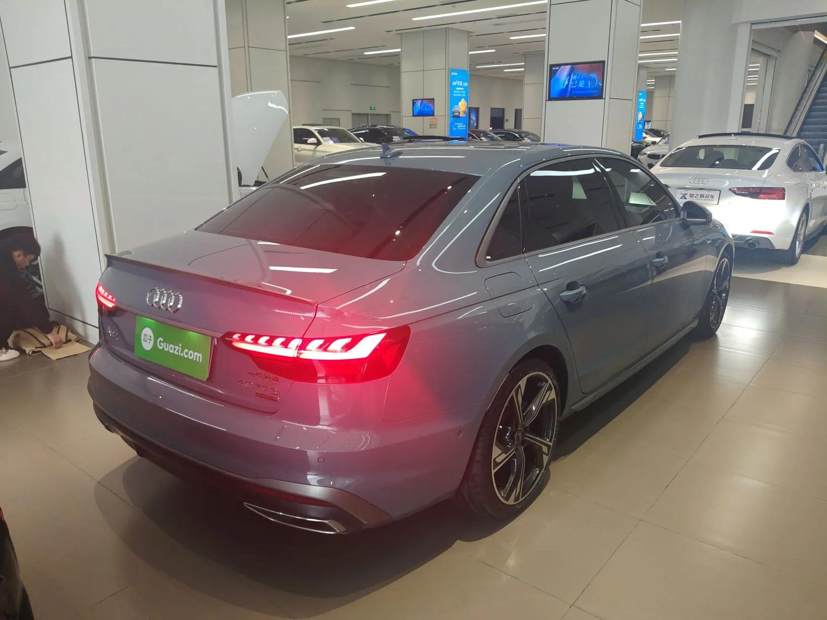 Audi A4L 2022 40 TFSI quattro RS Performance Package — миниатюра 6