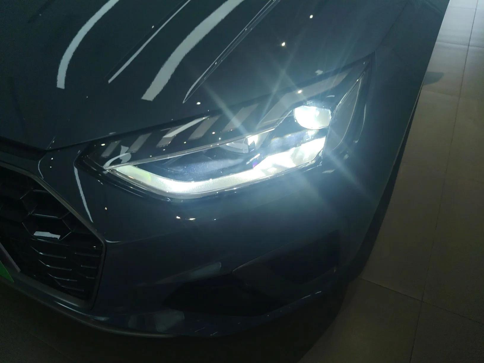 Audi A4L 2022 40 TFSI quattro RS Performance Package — миниатюра 9