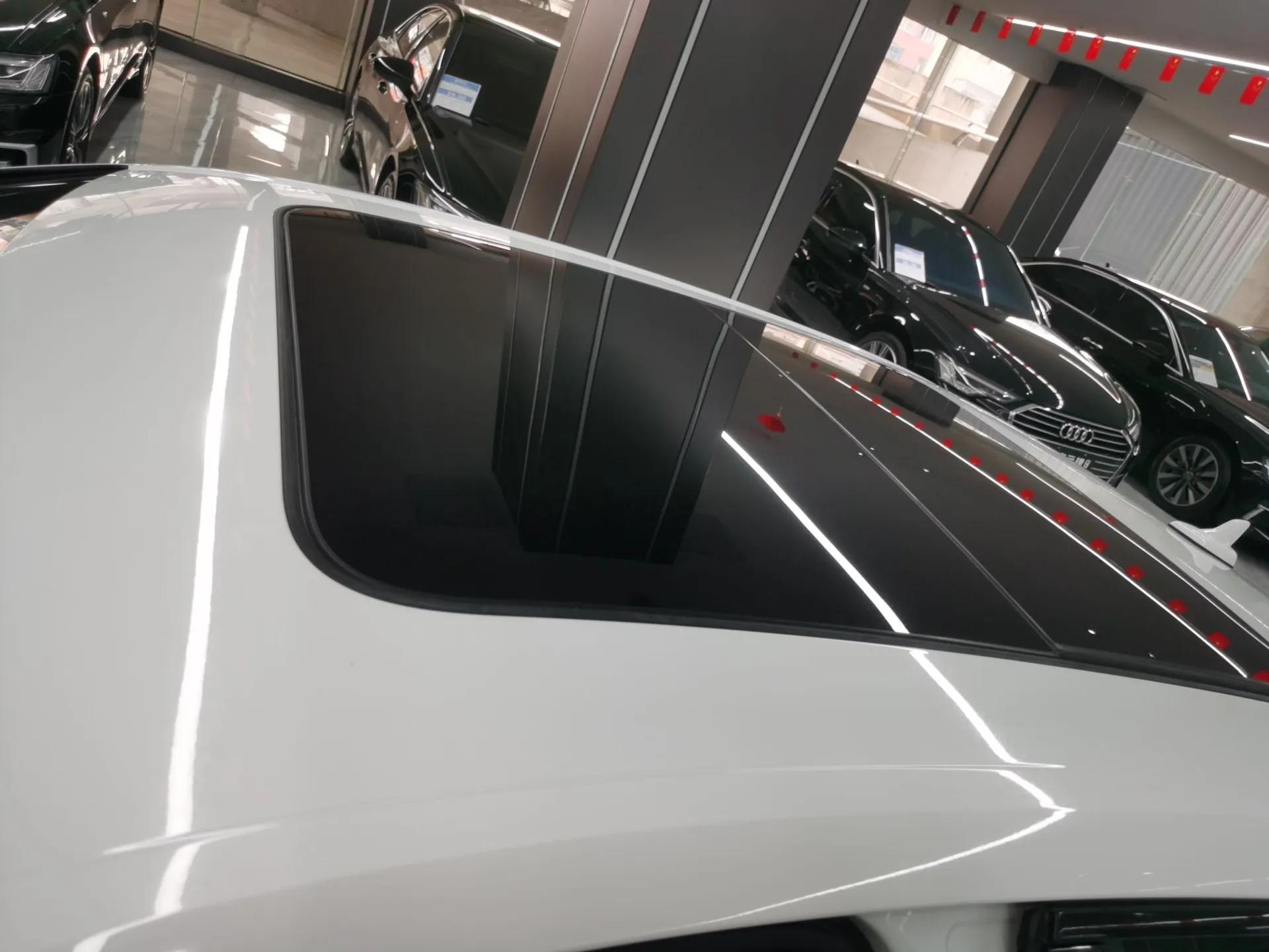 Audi A4L 2023 40 TFSI Luxury Dynamic Model — миниатюра 11