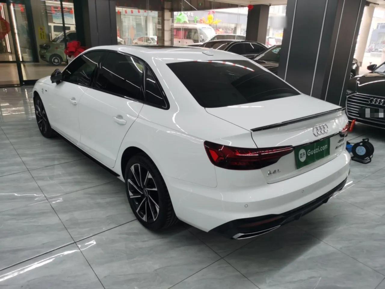 Audi A4L 2023 40 TFSI Luxury Dynamic Model — миниатюра 4