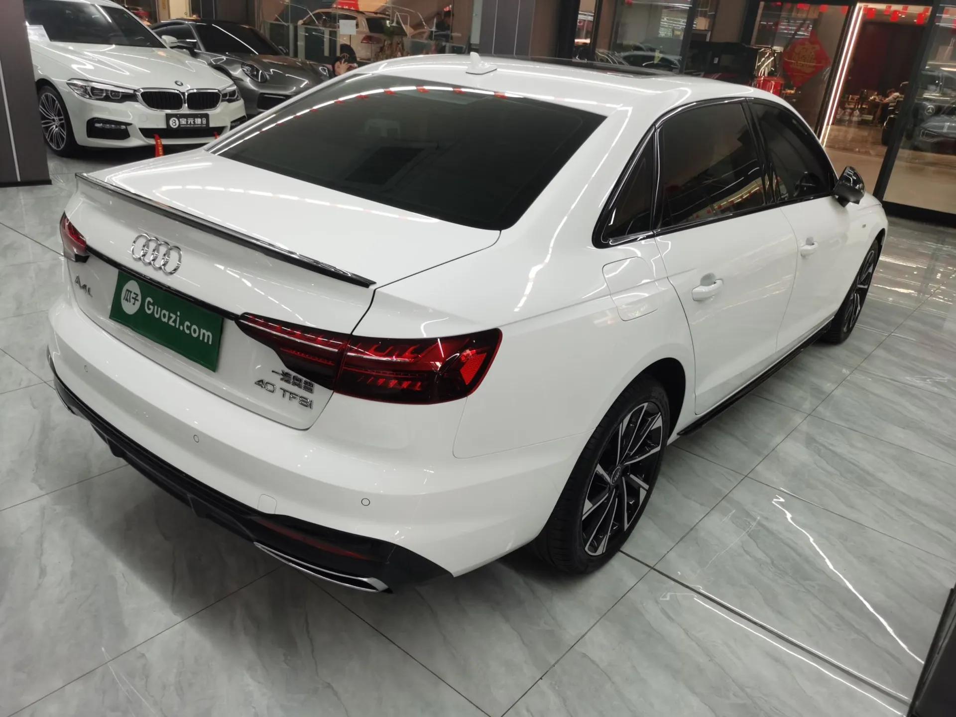 Audi A4L 2023 40 TFSI Luxury Dynamic Model — миниатюра 6
