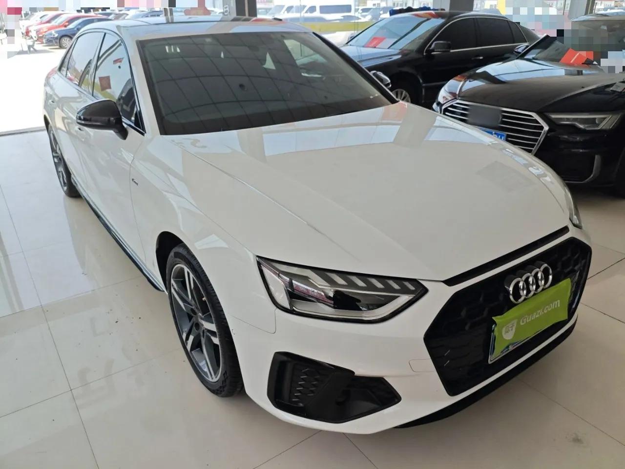 Audi A4L 2022 40 TFSI Luxury Dynamic Model — миниатюра 3