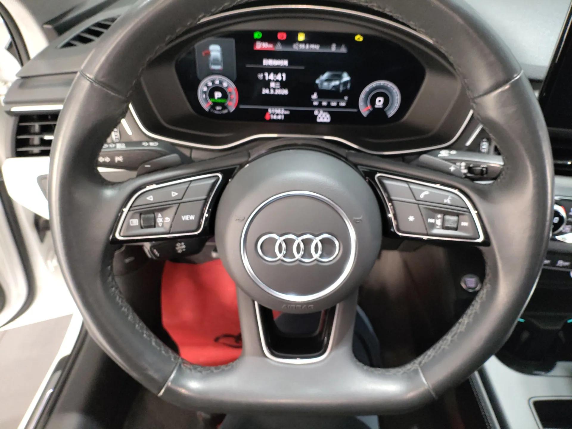 Audi A4L 2022 40 TFSI Luxury Dynamic Model — миниатюра 14