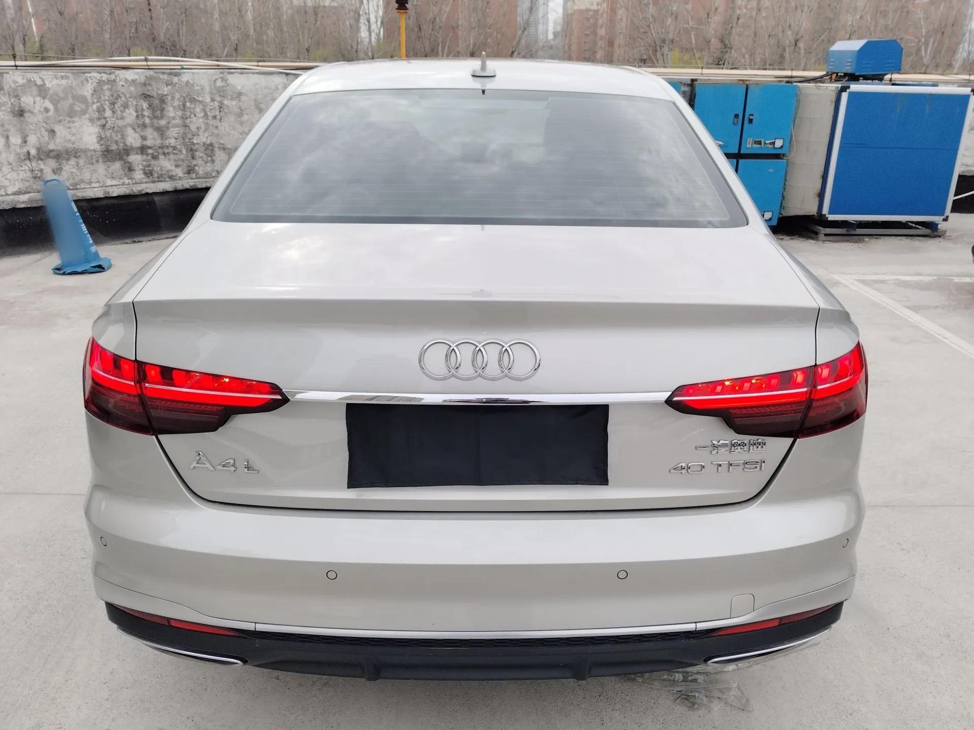 Audi A4L 2023 40 TFSI Fashion Dynamic Model — миниатюра 3