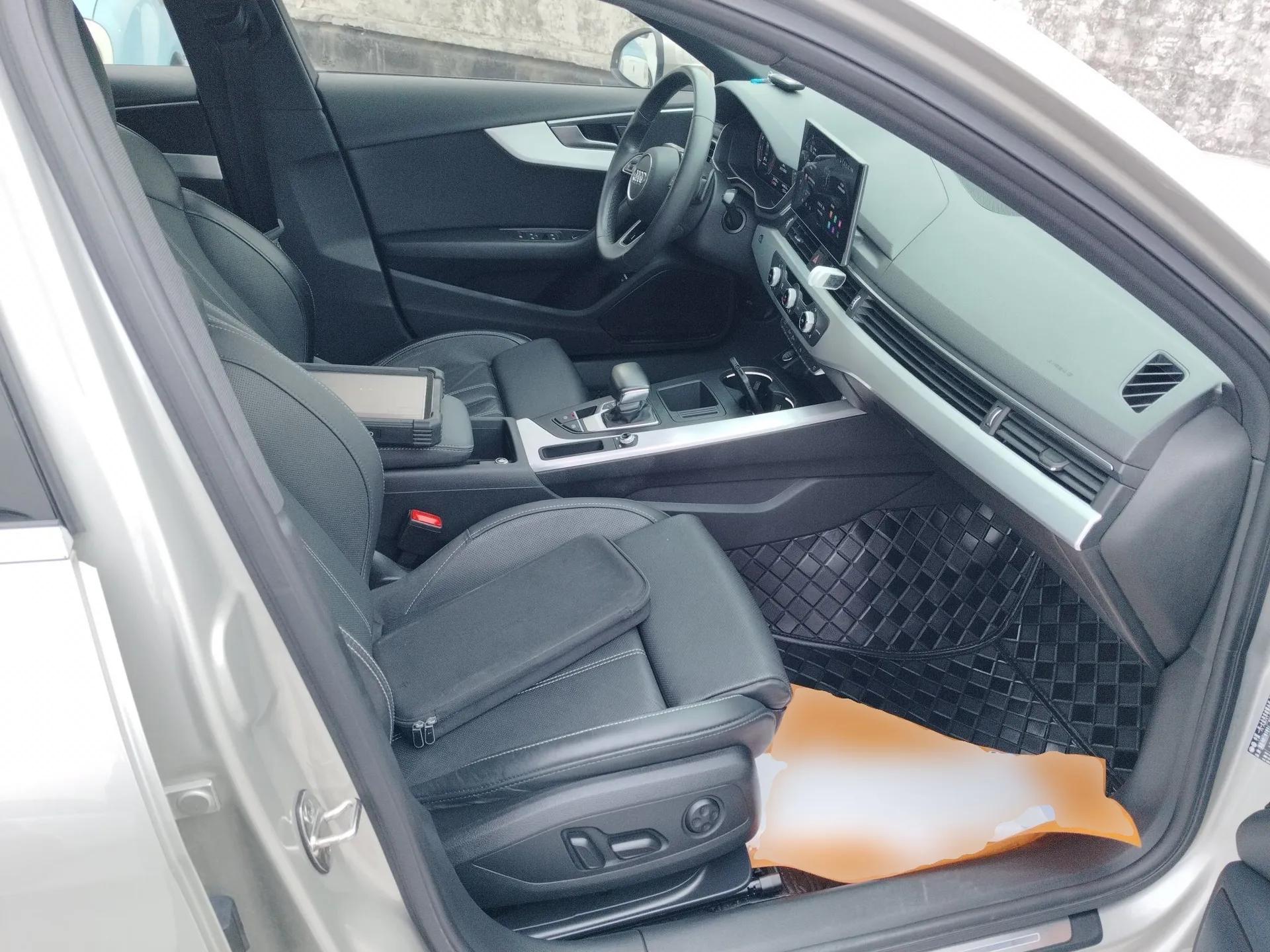 Audi A4L 2023 40 TFSI Fashion Dynamic Model — миниатюра 23