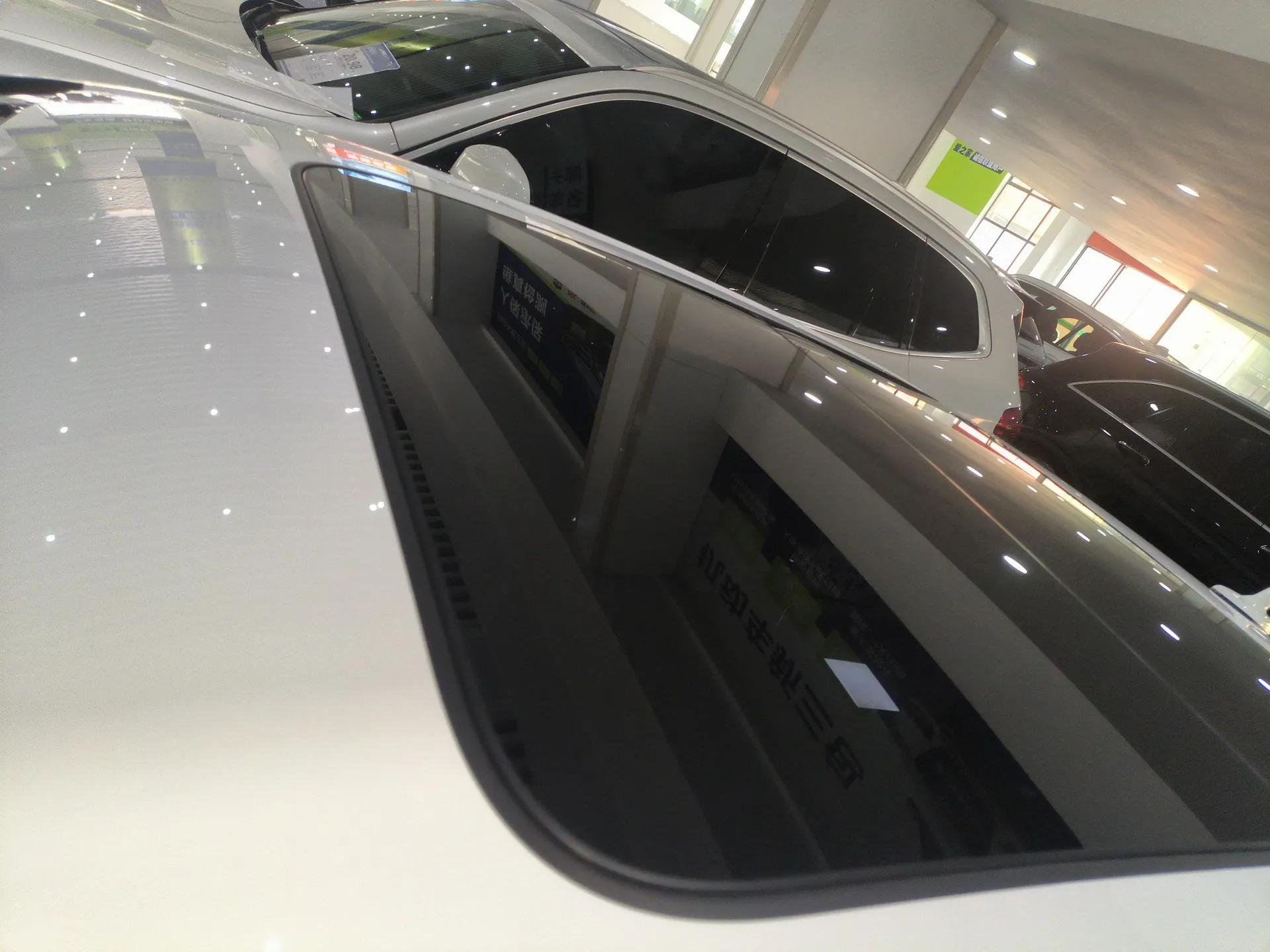 Audi A4L 2022 40 TFSI Luxury Dynamic Model — миниатюра 11