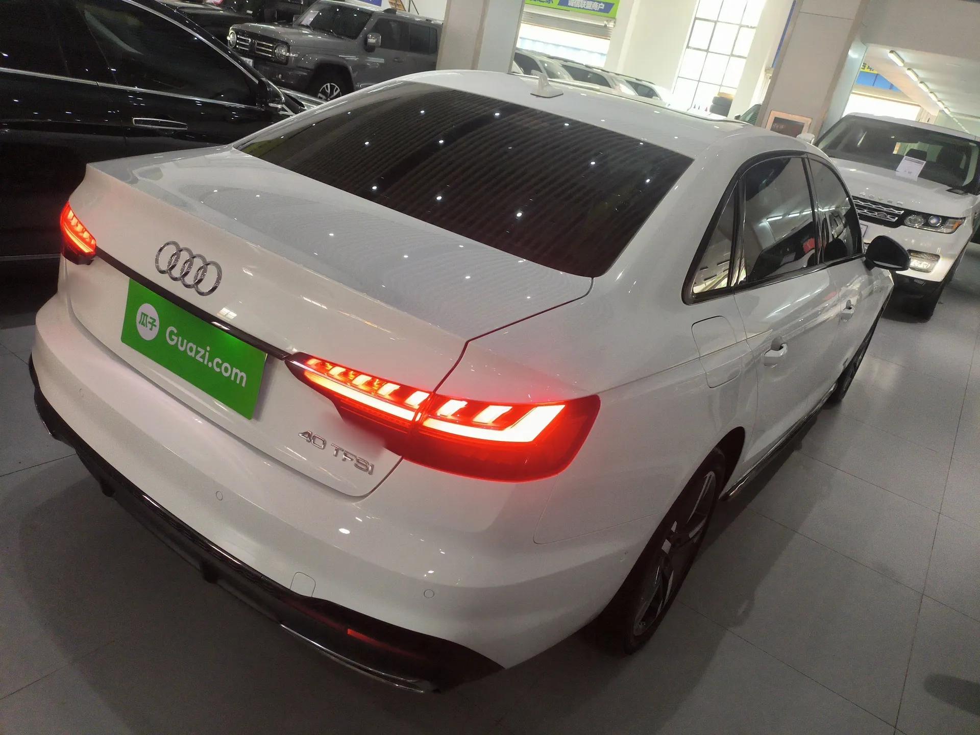 Audi A4L 2022 40 TFSI Luxury Dynamic Model — миниатюра 6