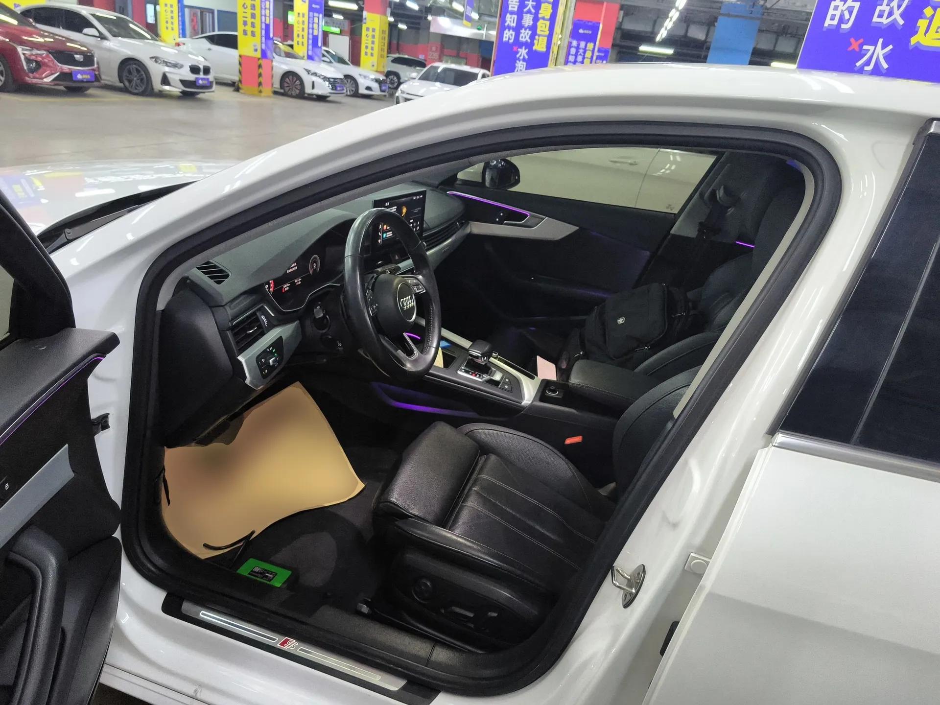 Audi A4L 2020 40 TFSI quattro Luxury Dynamic Model — миниатюра 18