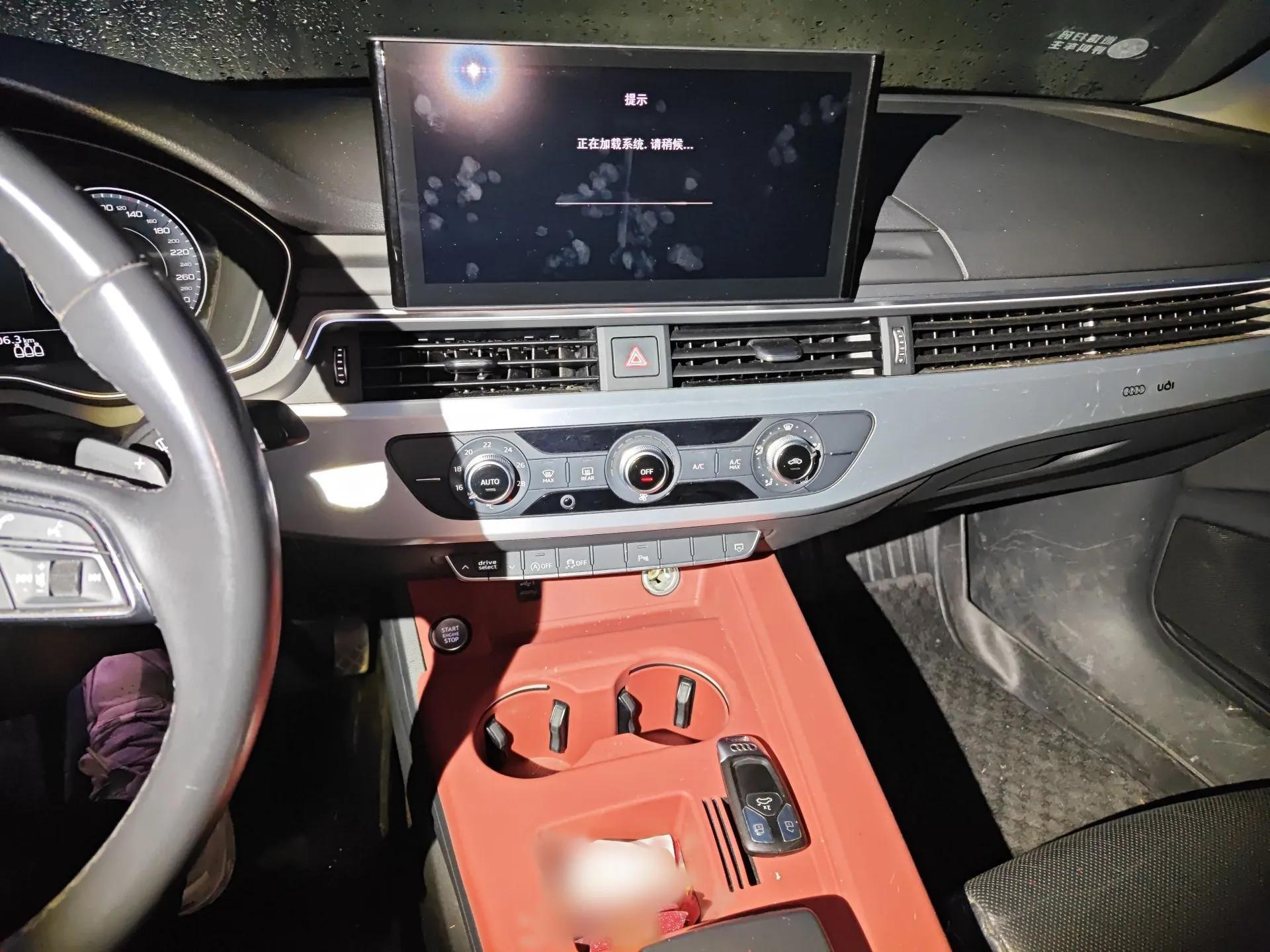 Audi A4L 2022 40 TFSI Fashion Dynamic Model — миниатюра 14