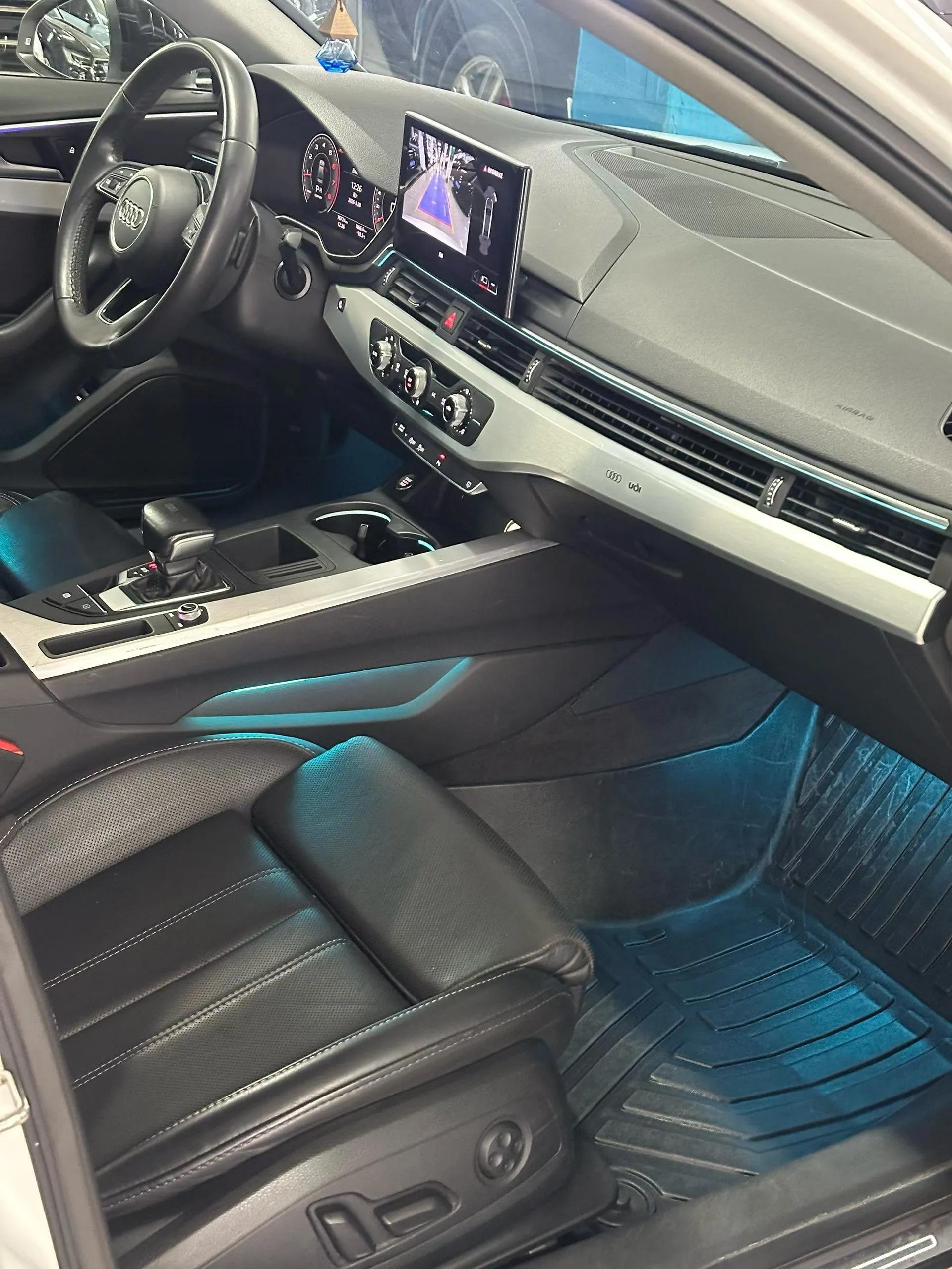 Audi A4L 2022 40 TFSI Fashion Dynamic Model — миниатюра 6