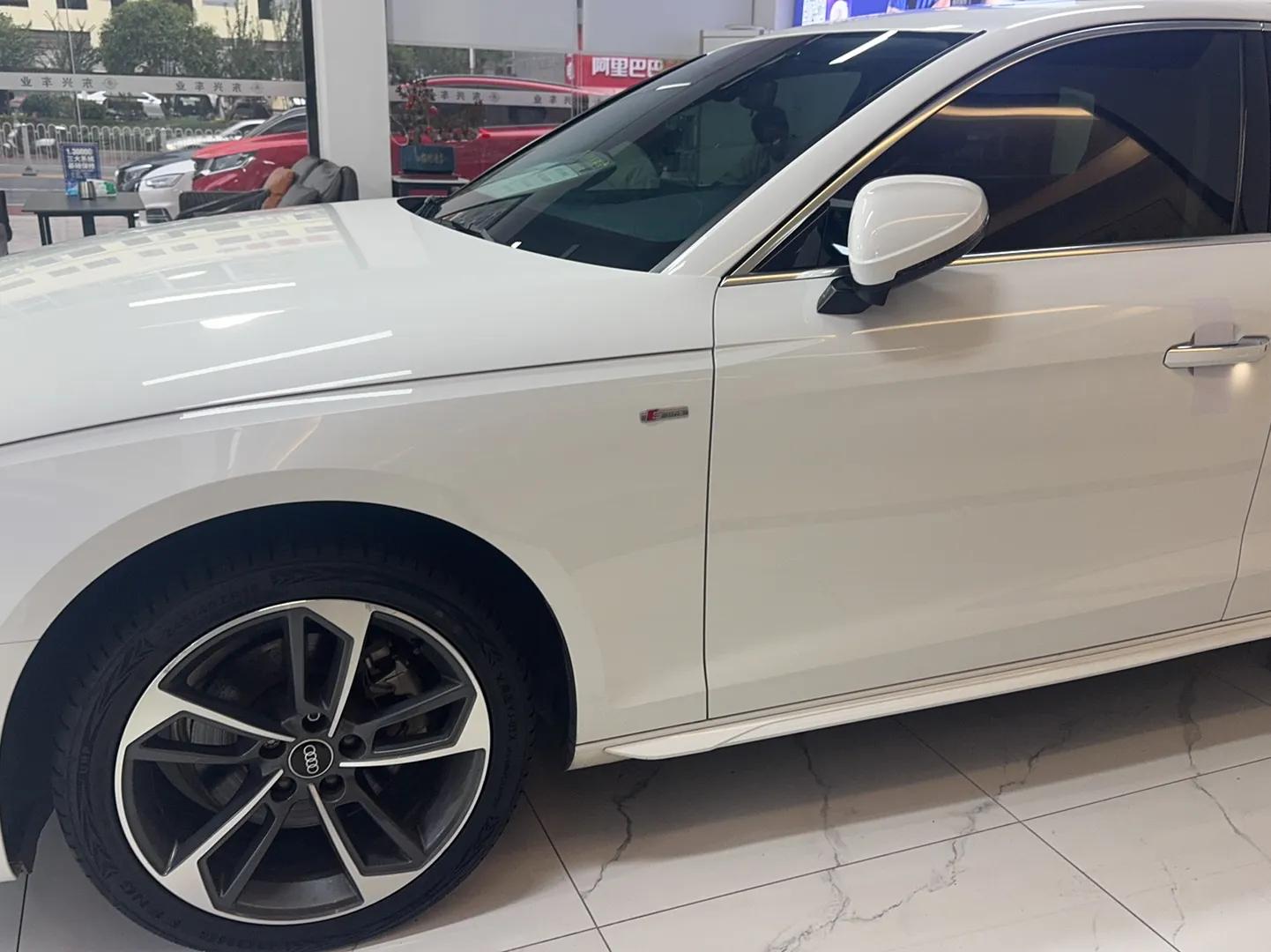 Audi A4L 2020 40 TFSI Fashion Dynamic Model — миниатюра 6
