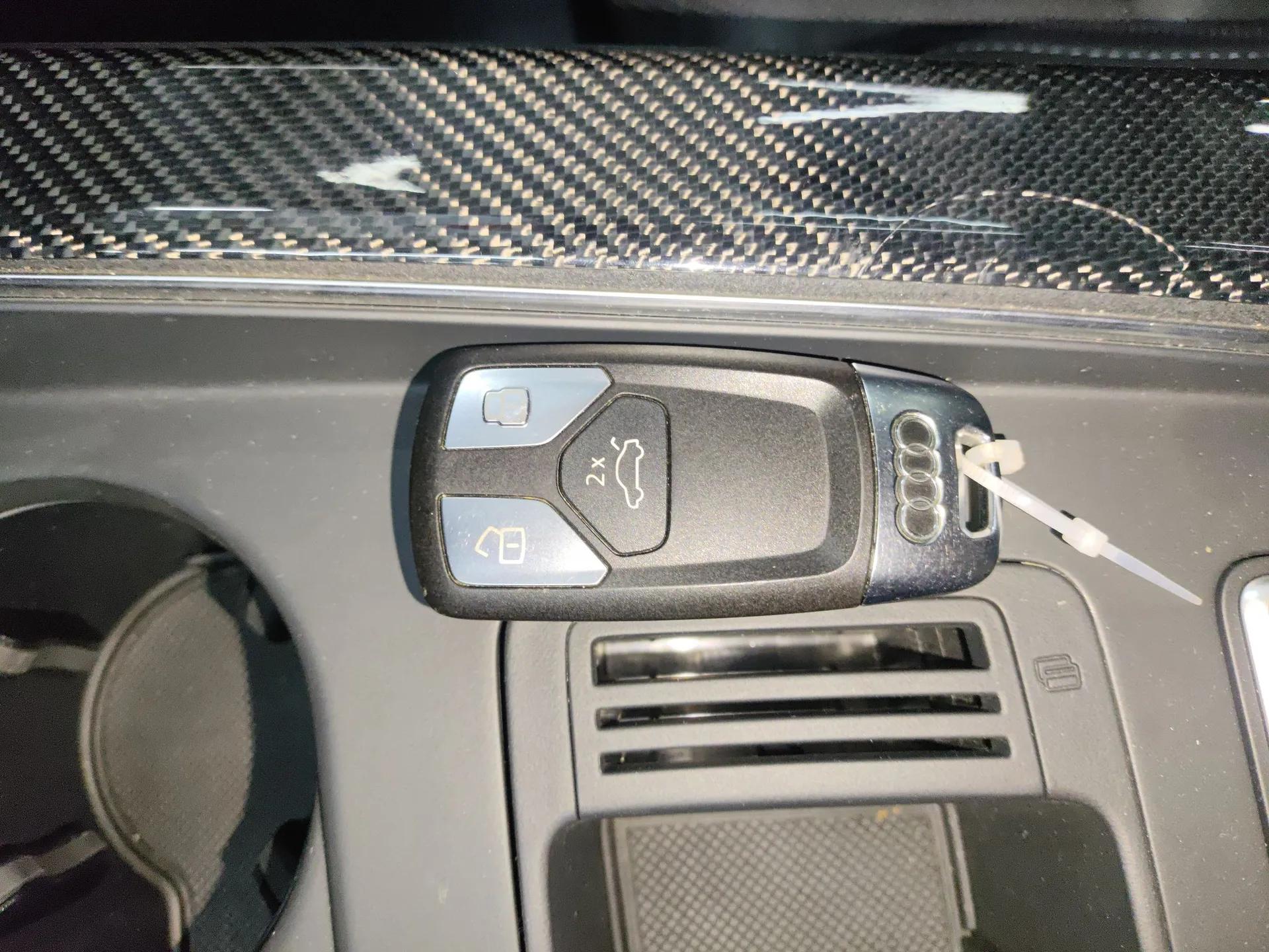 Audi A4L 2020 40 TFSI Fashion Dynamic Model — миниатюра 22