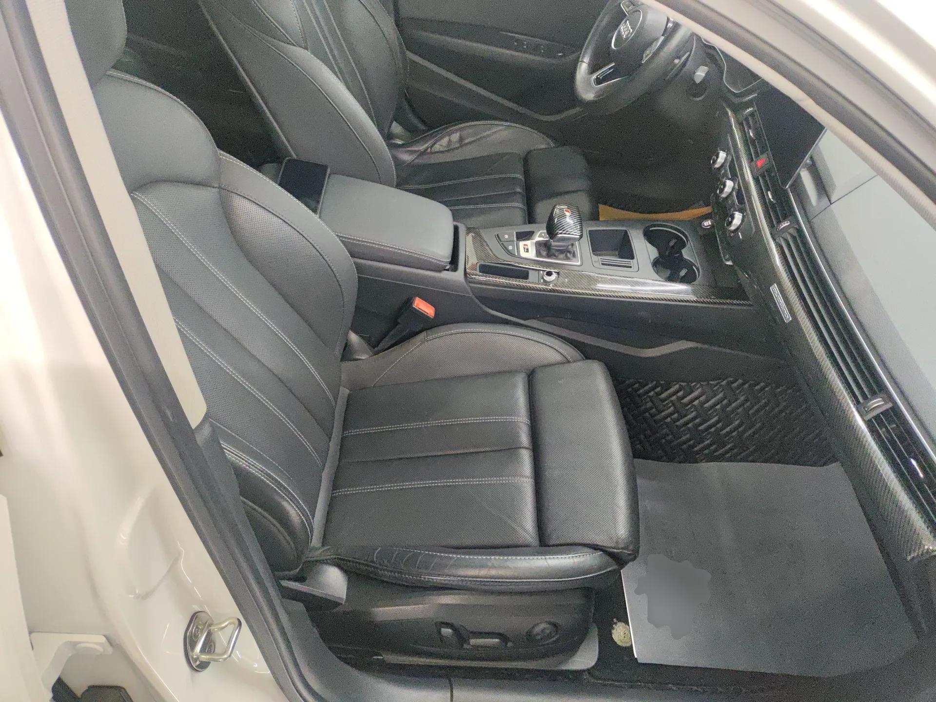 Audi A4L 2020 40 TFSI Fashion Dynamic Model — миниатюра 23