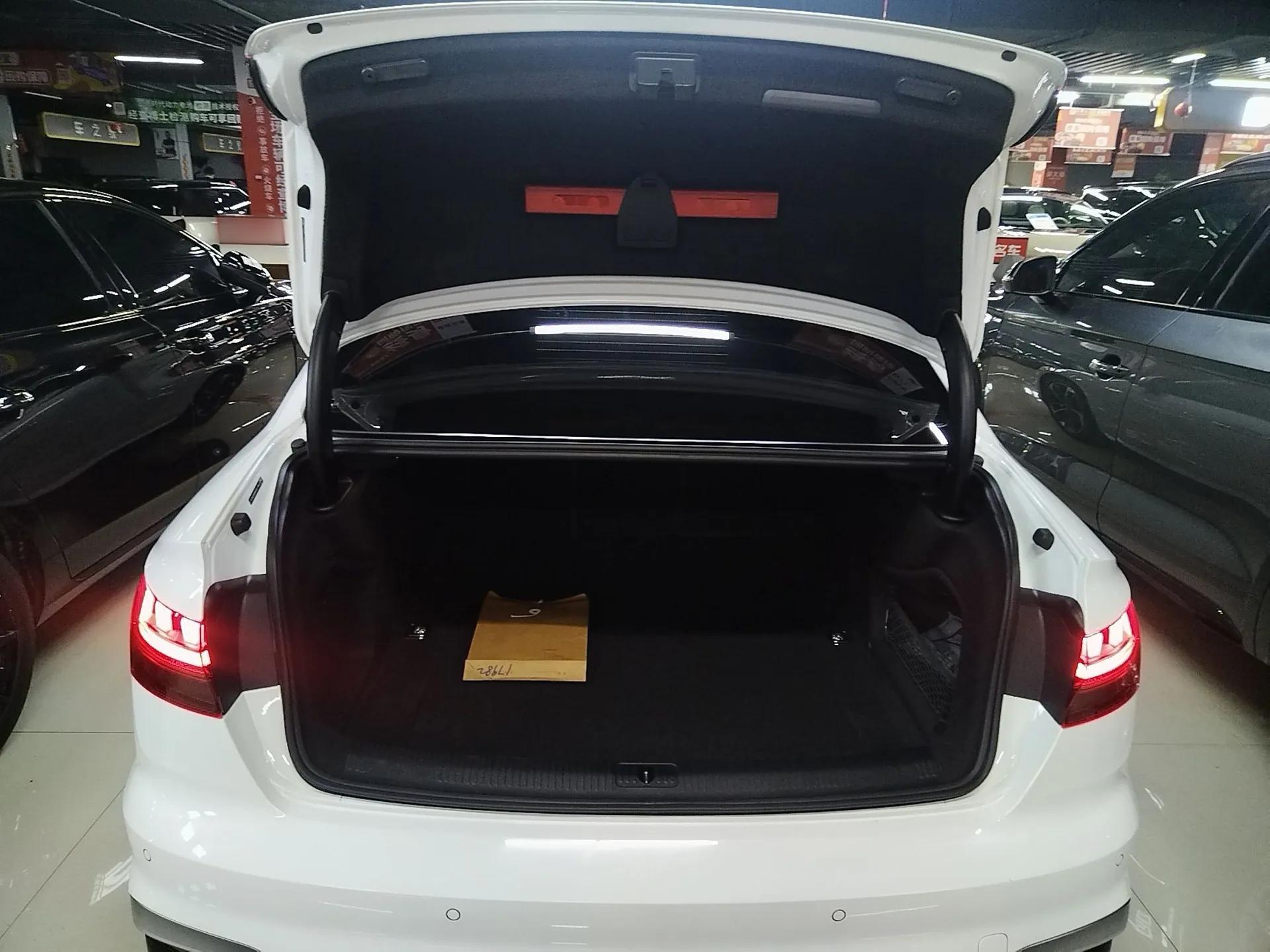 Audi A4L 2024 40 TFSI Fashion Dynamic Model — миниатюра 21