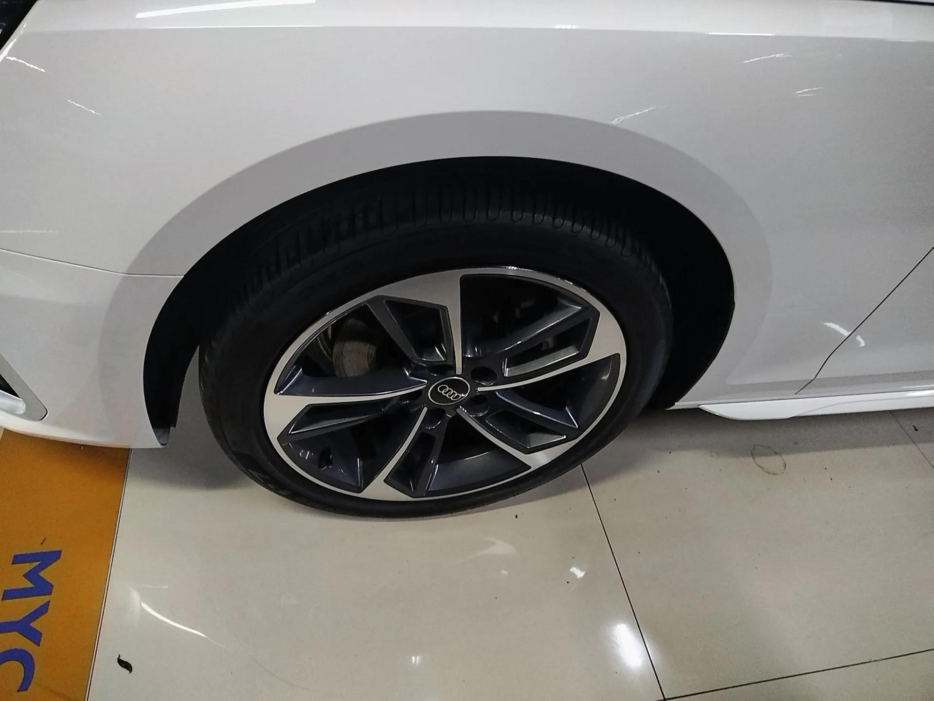 Audi A4L 2024 40 TFSI Fashion Dynamic Model — миниатюра 9