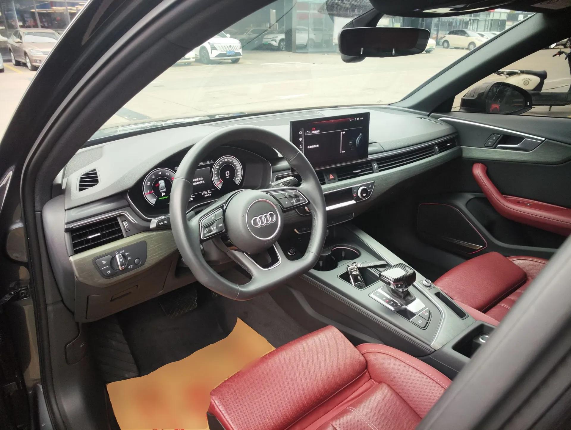 Audi A4L 2022 40 TFSI Luxury Dynamic Model — миниатюра 13
