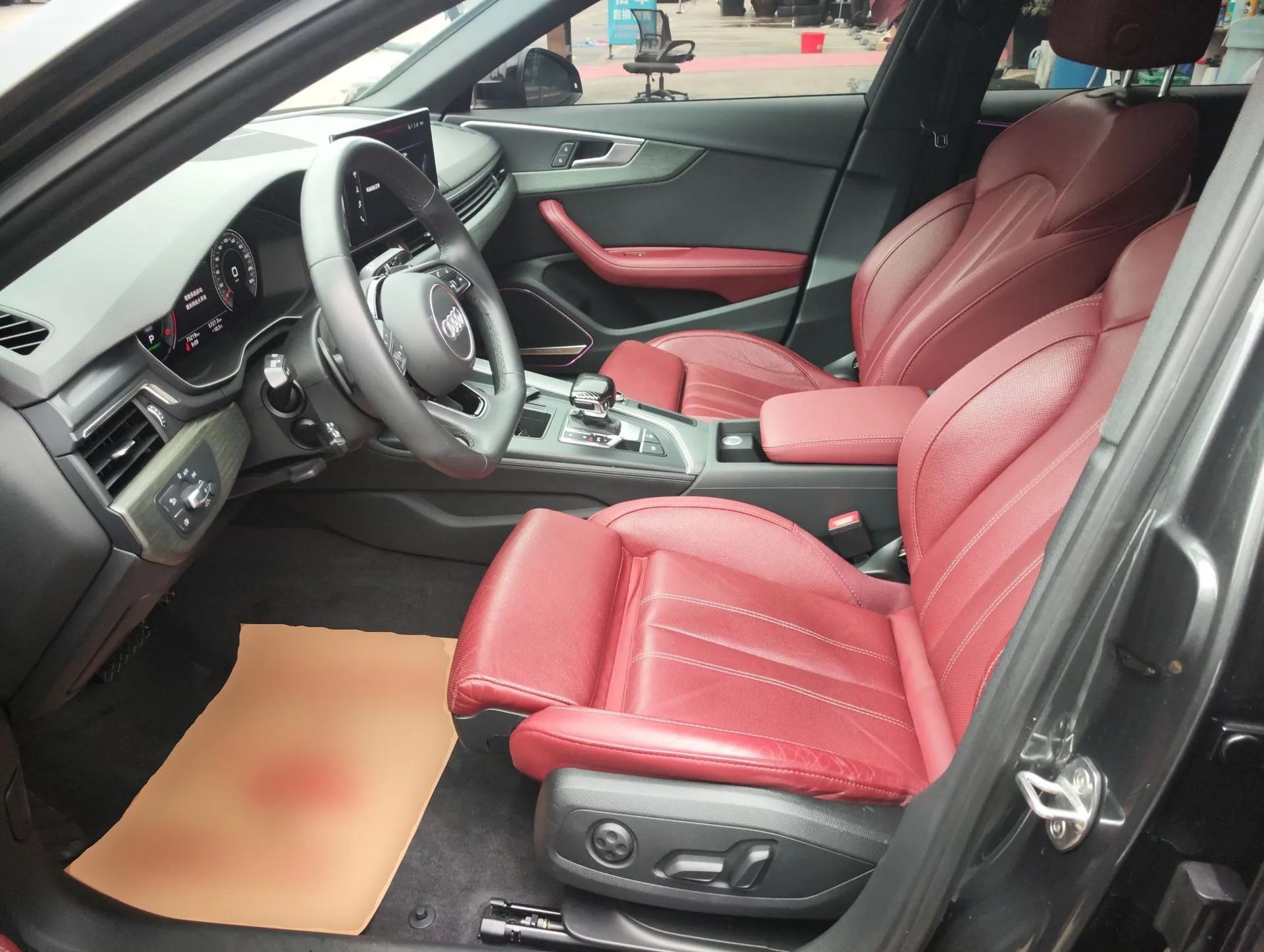 Audi A4L 2022 40 TFSI Luxury Dynamic Model — миниатюра 18