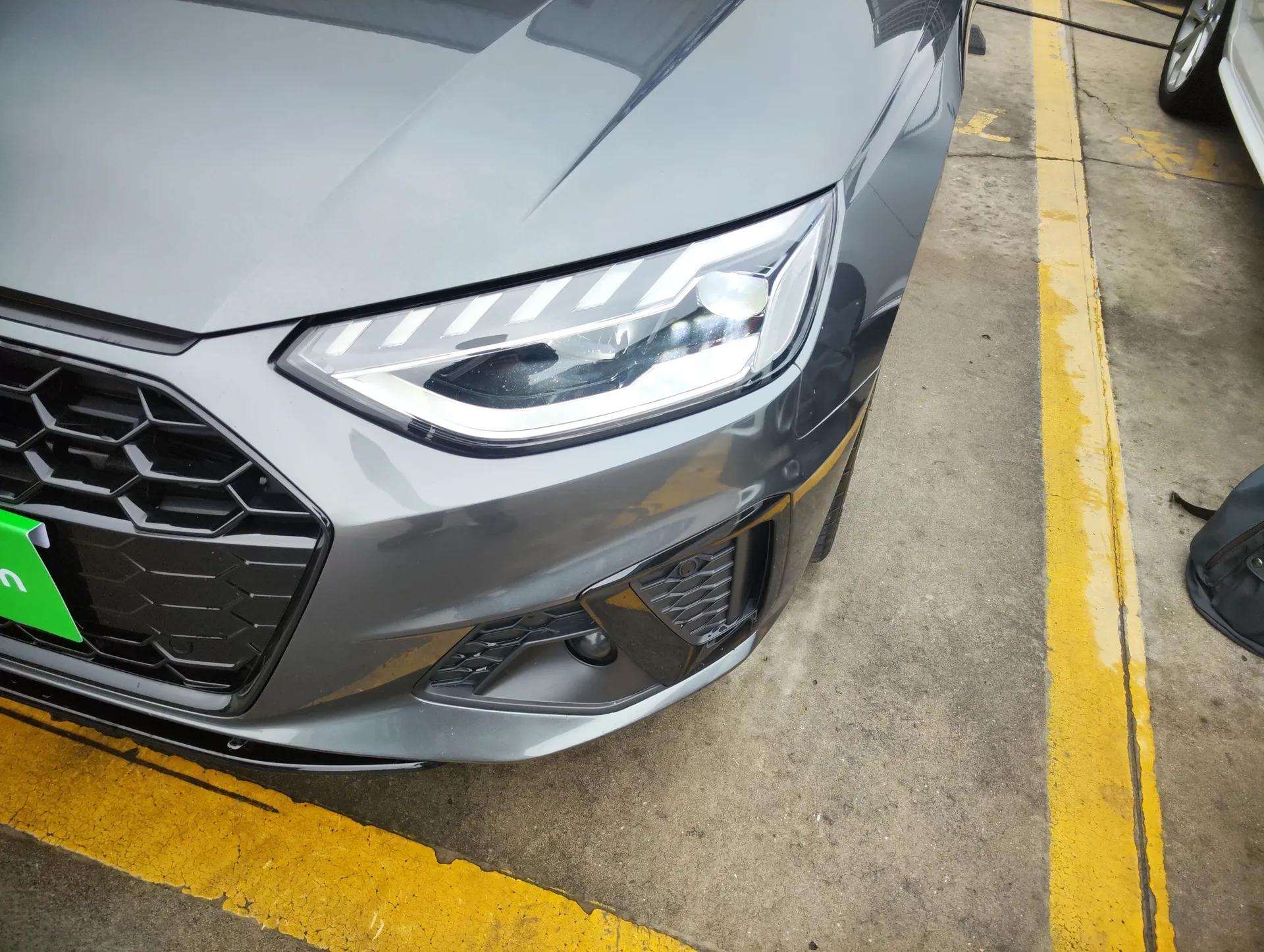 Audi A4L 2022 40 TFSI Luxury Dynamic Model — миниатюра 9