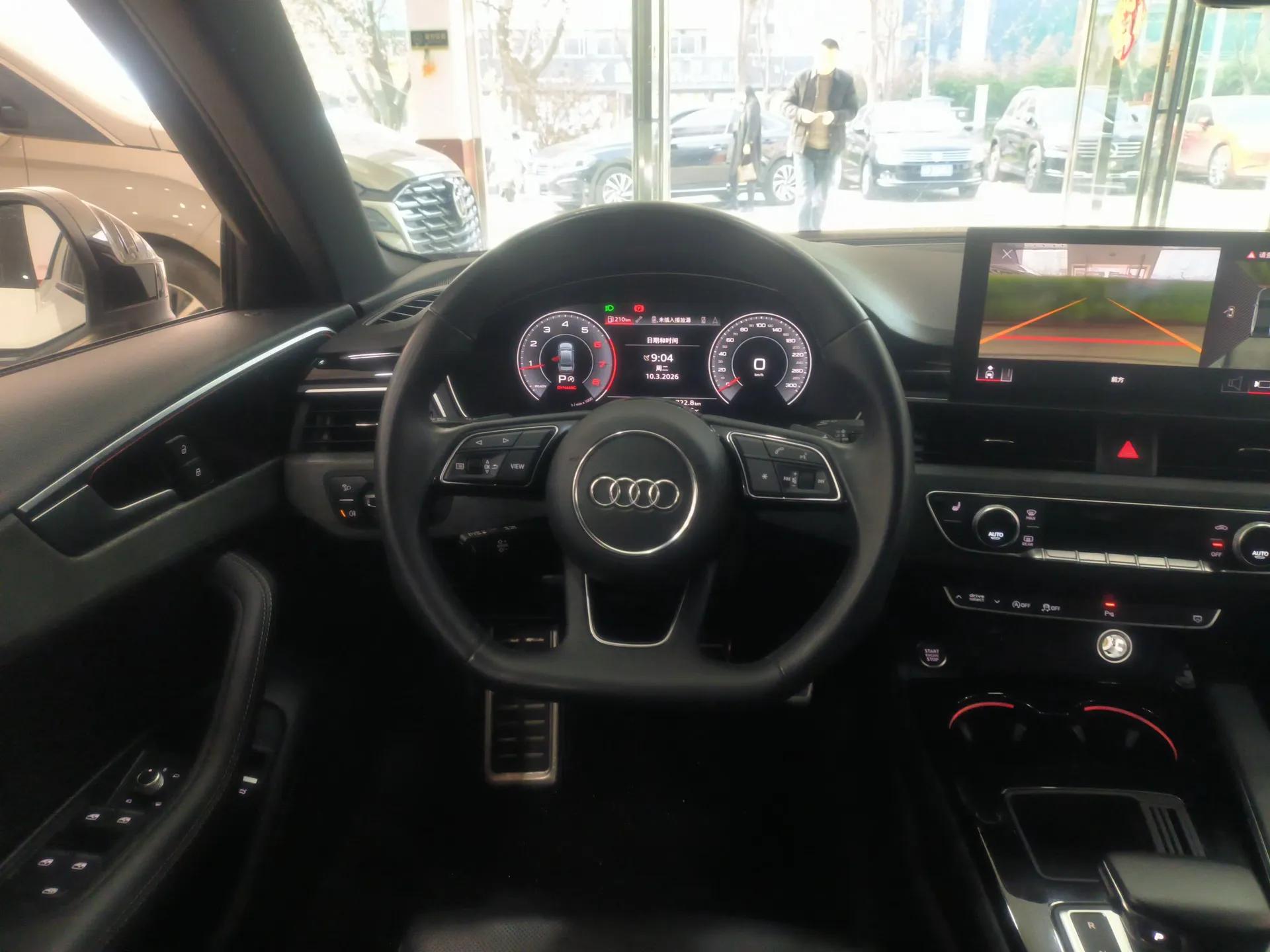 Audi A4L 2023 40 TFSI Luxury Dynamic Model — миниатюра 13
