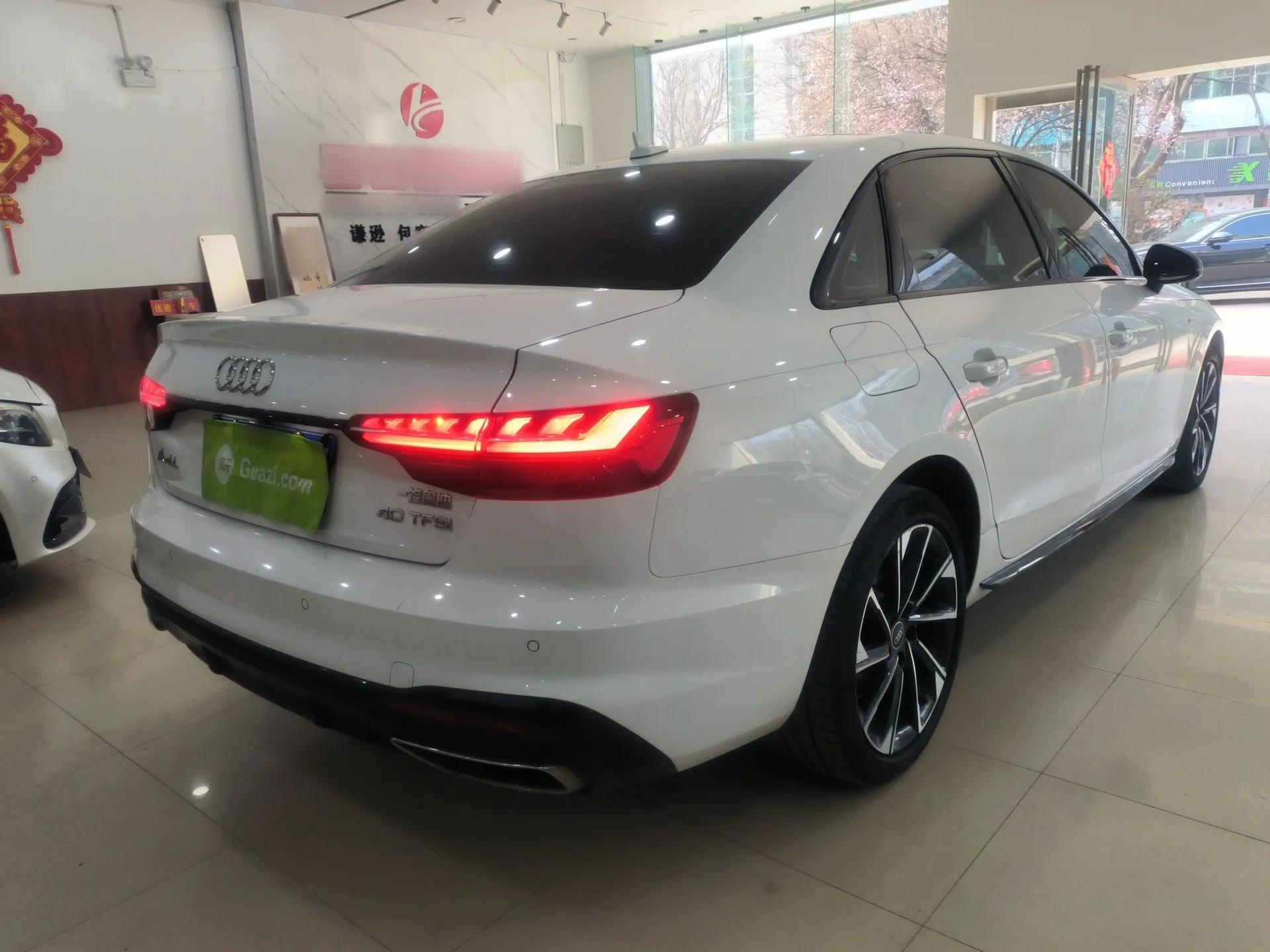Audi A4L 2023 40 TFSI Luxury Dynamic Model — миниатюра 4